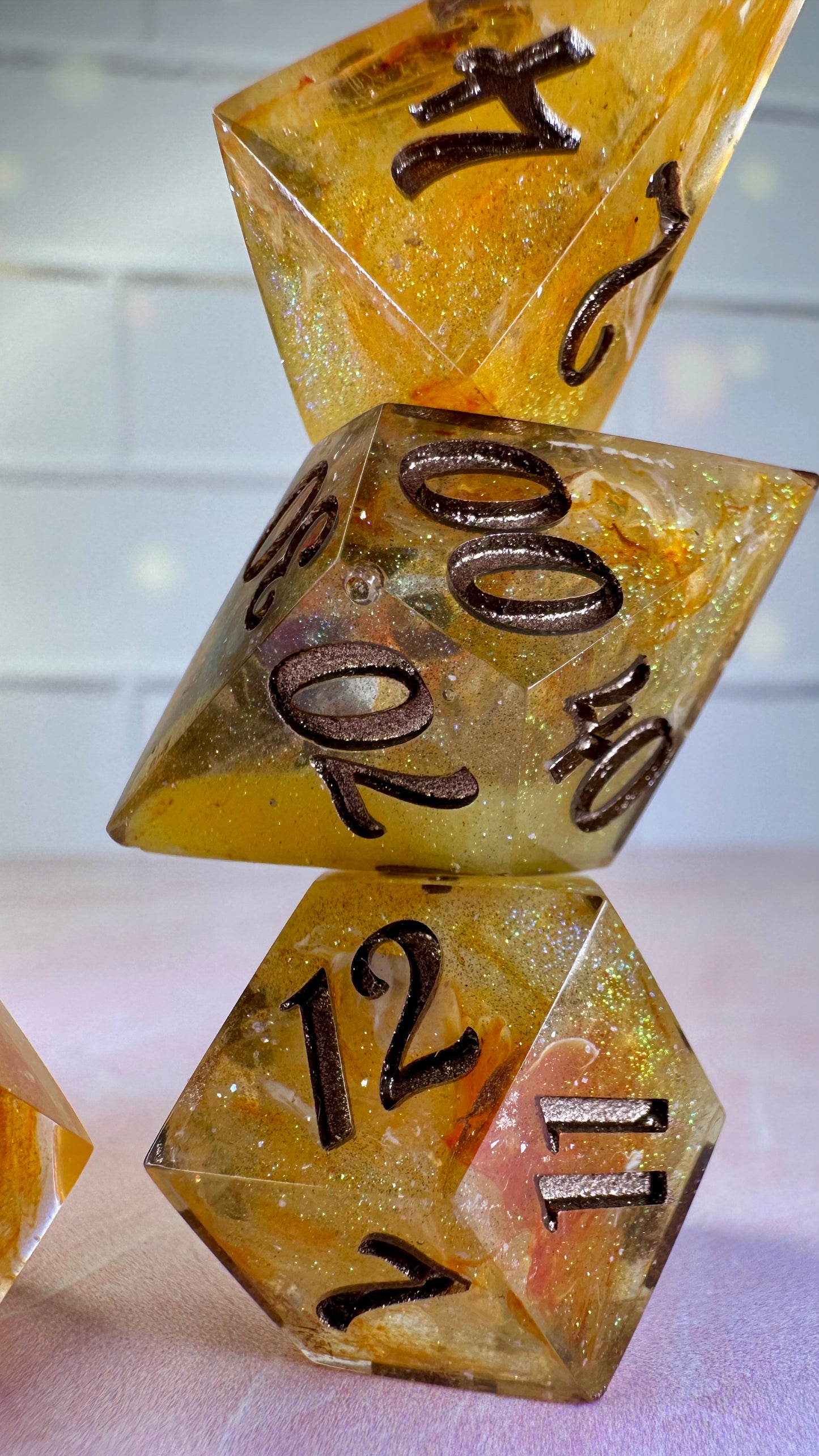 Yord Fandar- 8 piece polyhedral dice set (Large)