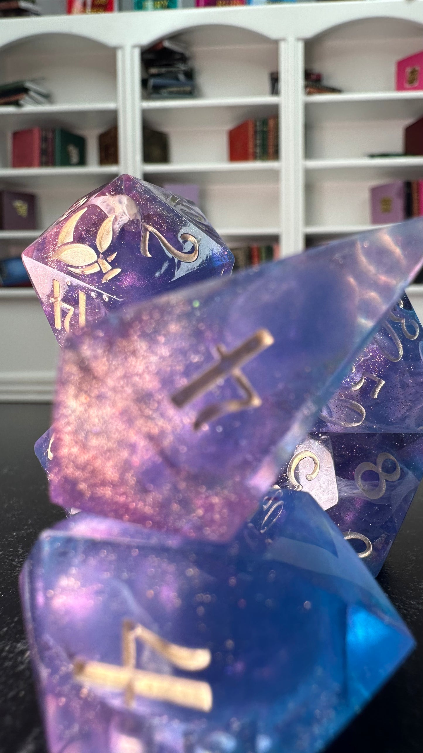 House of Wind- 8 piece polyhedral dice set