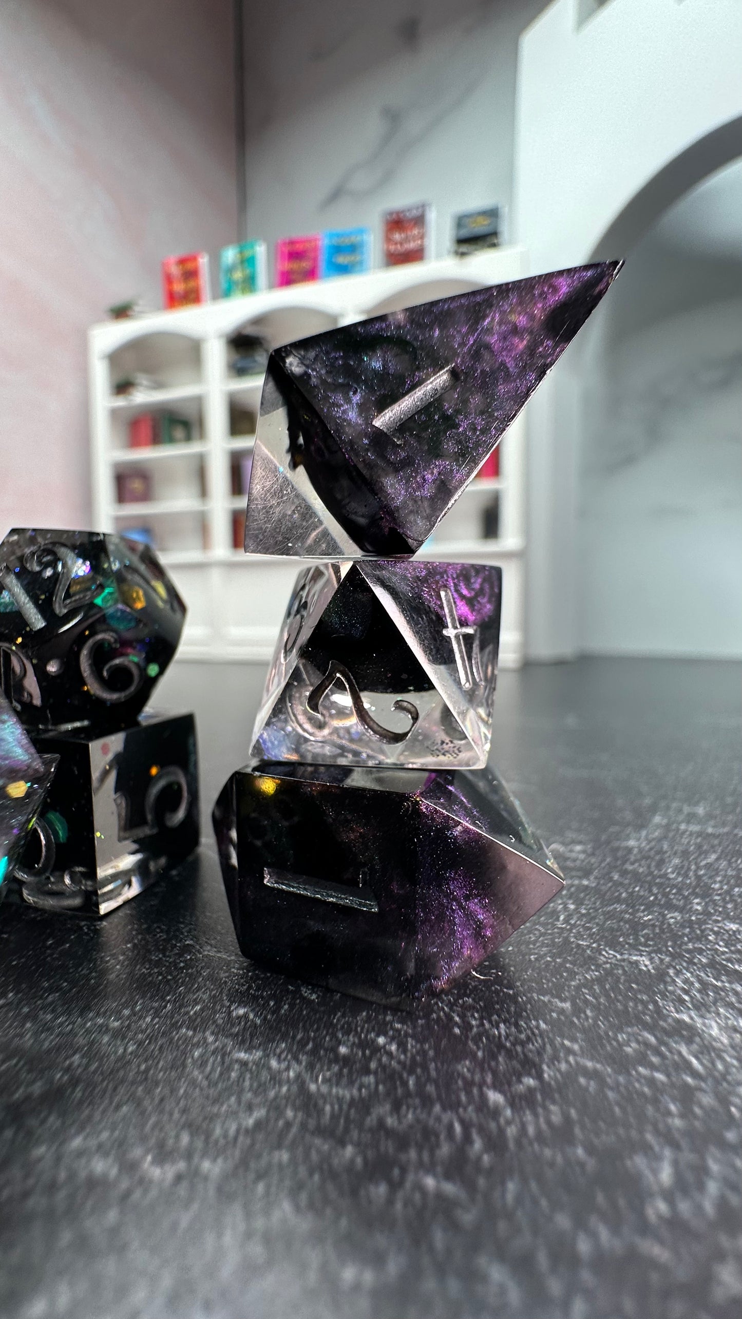 Cauldron Boil Me- 8 piece polyhedral dice set