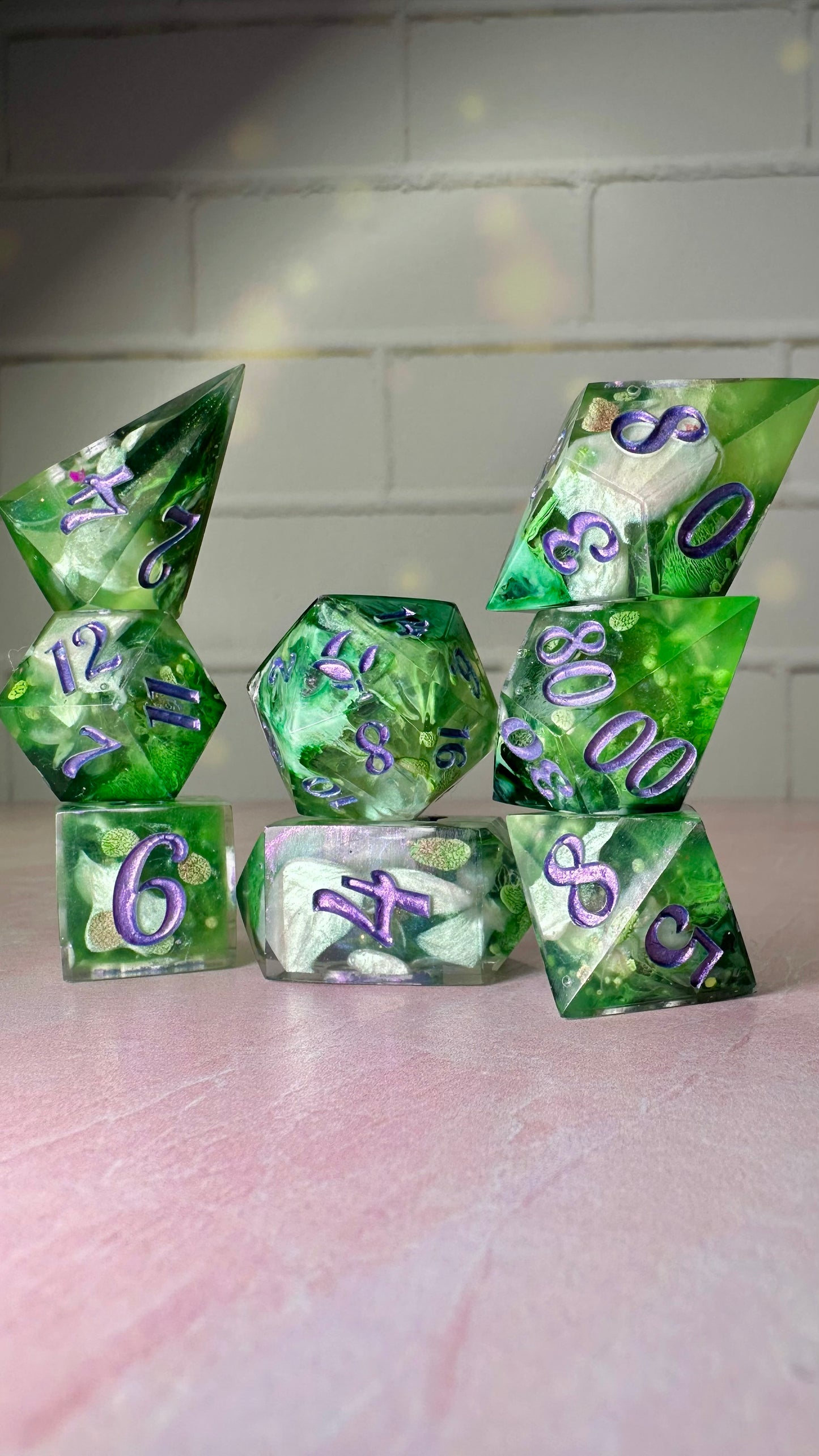 Nicholas Scratch-8 piece polyhedral dice set (Large)