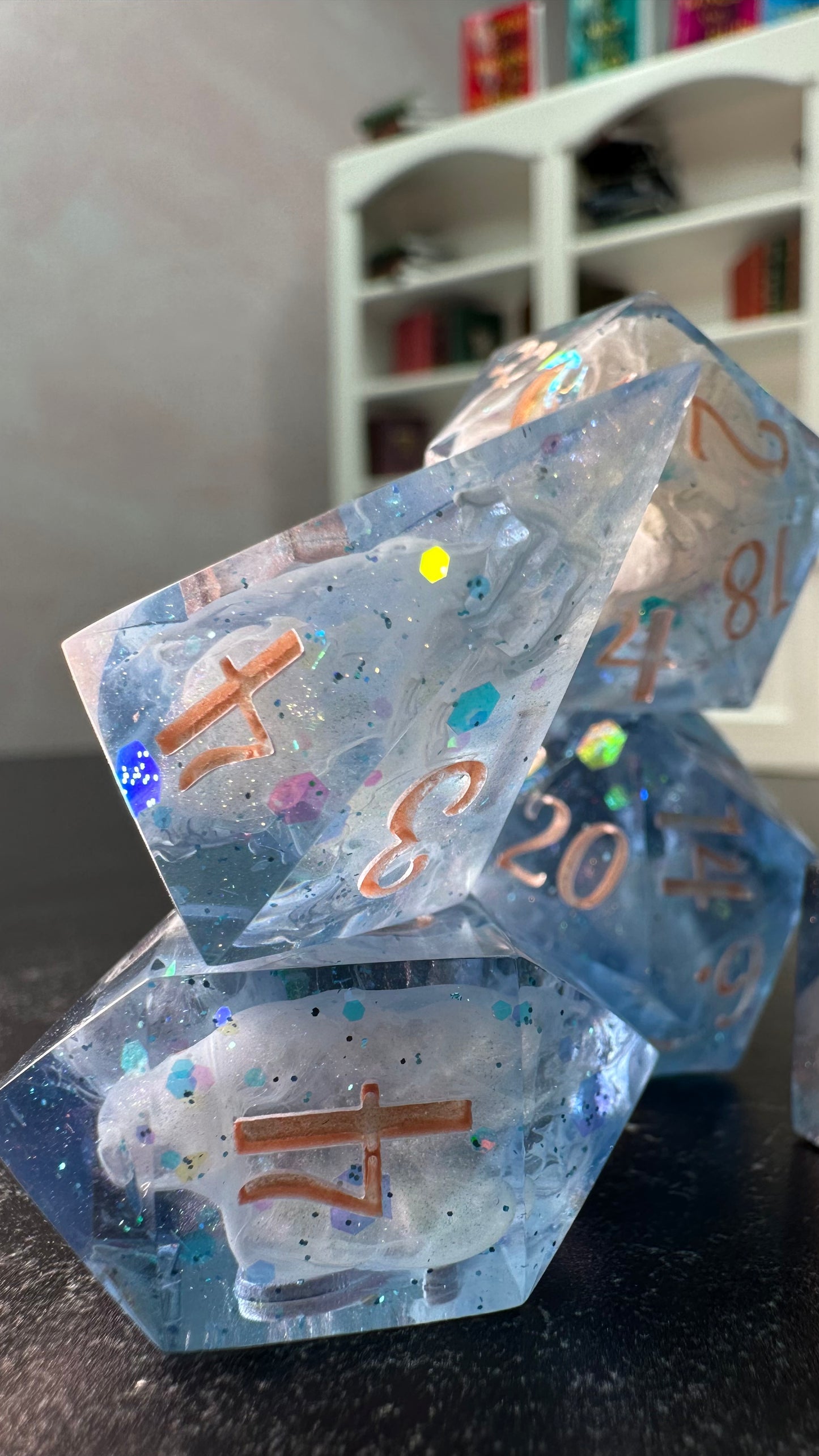 Gwyn- 8 piece polyhedral dice set