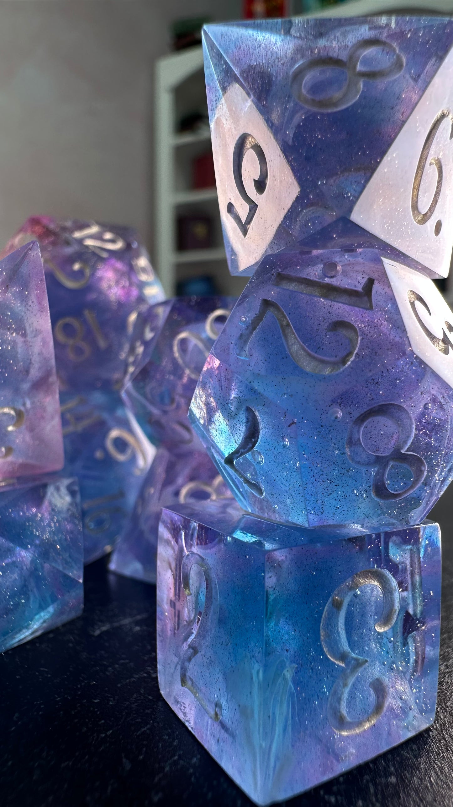 House of Wind- 8 piece polyhedral dice set