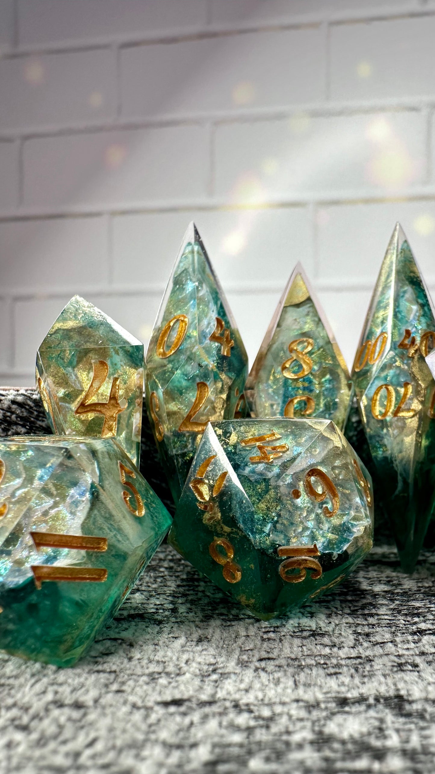 Lysandra Geode Dice- 8 piece polyhedral dice set- (Pointy Bois)