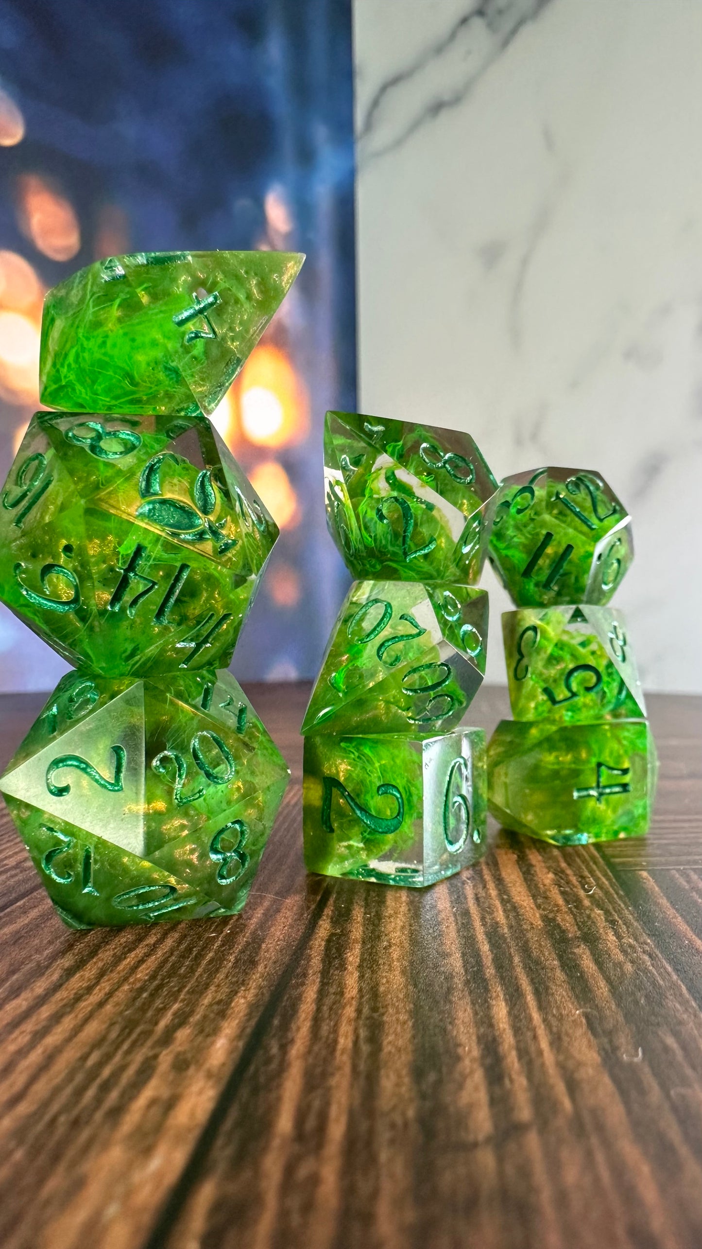 Mirthroot- 8 piece polyhedral dice set