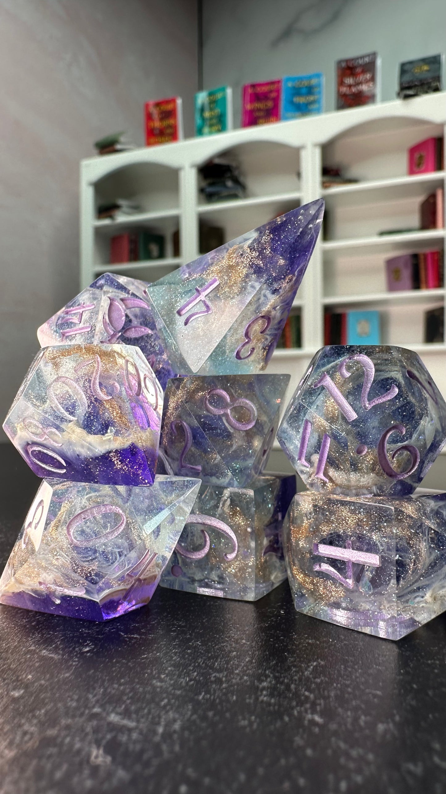 Velaris: City of Starlight- 8 piece polyhedral dice set