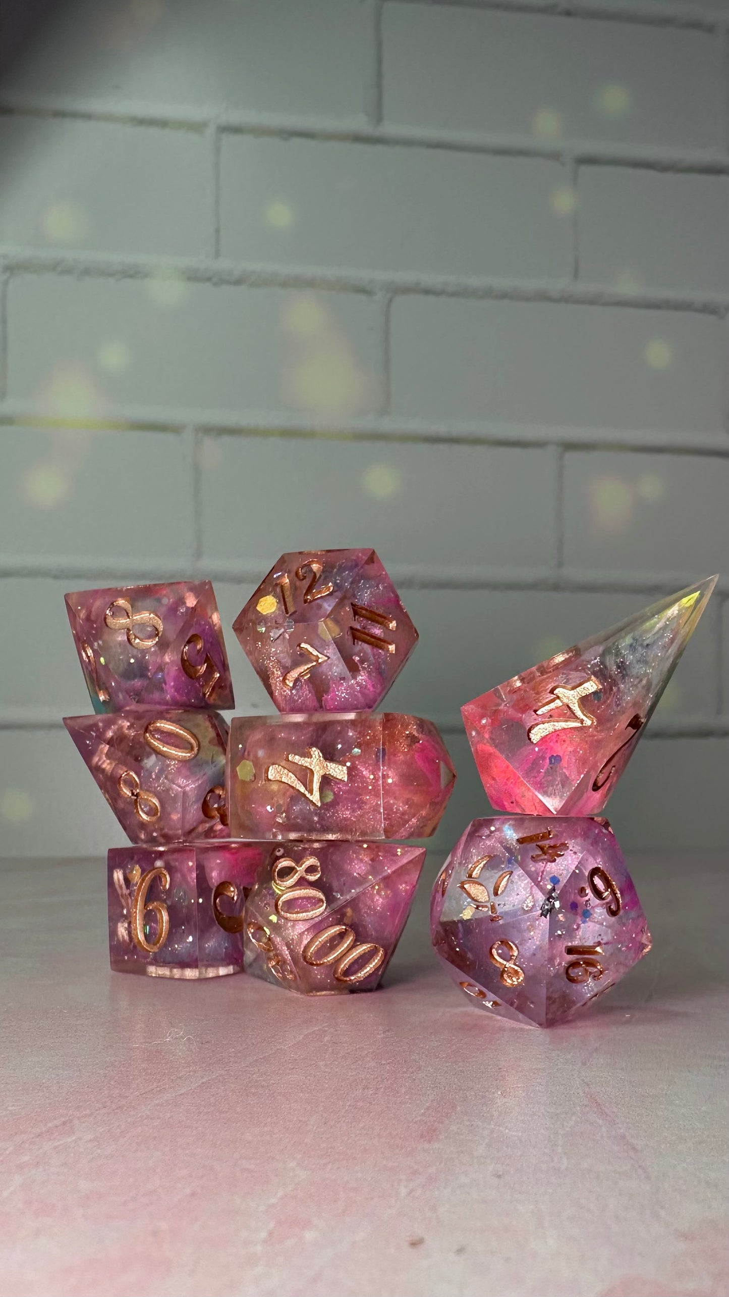 The Queen of Cups-8 piece polyhedral dice set (Large)