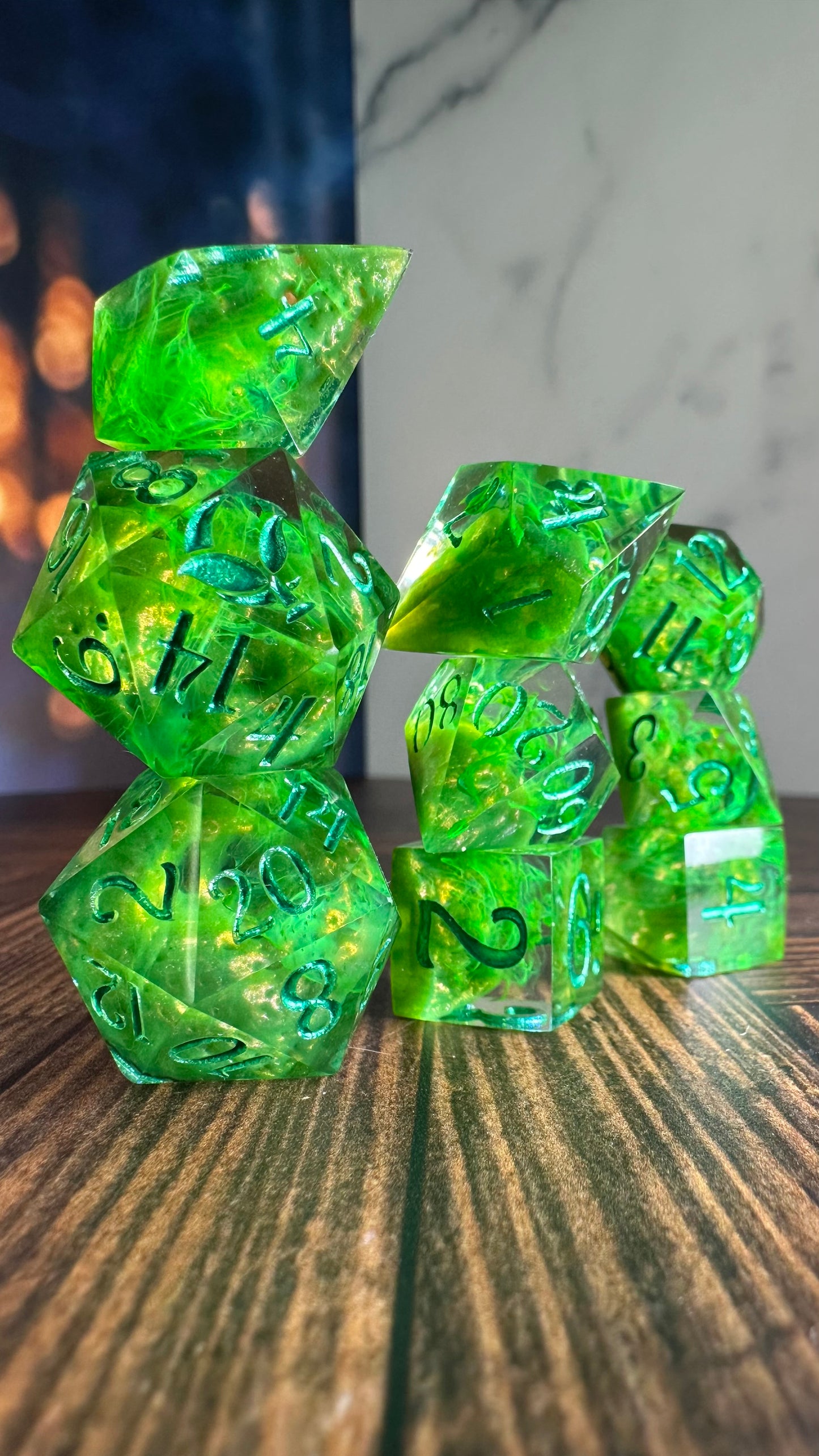Mirthroot- 8 piece polyhedral dice set