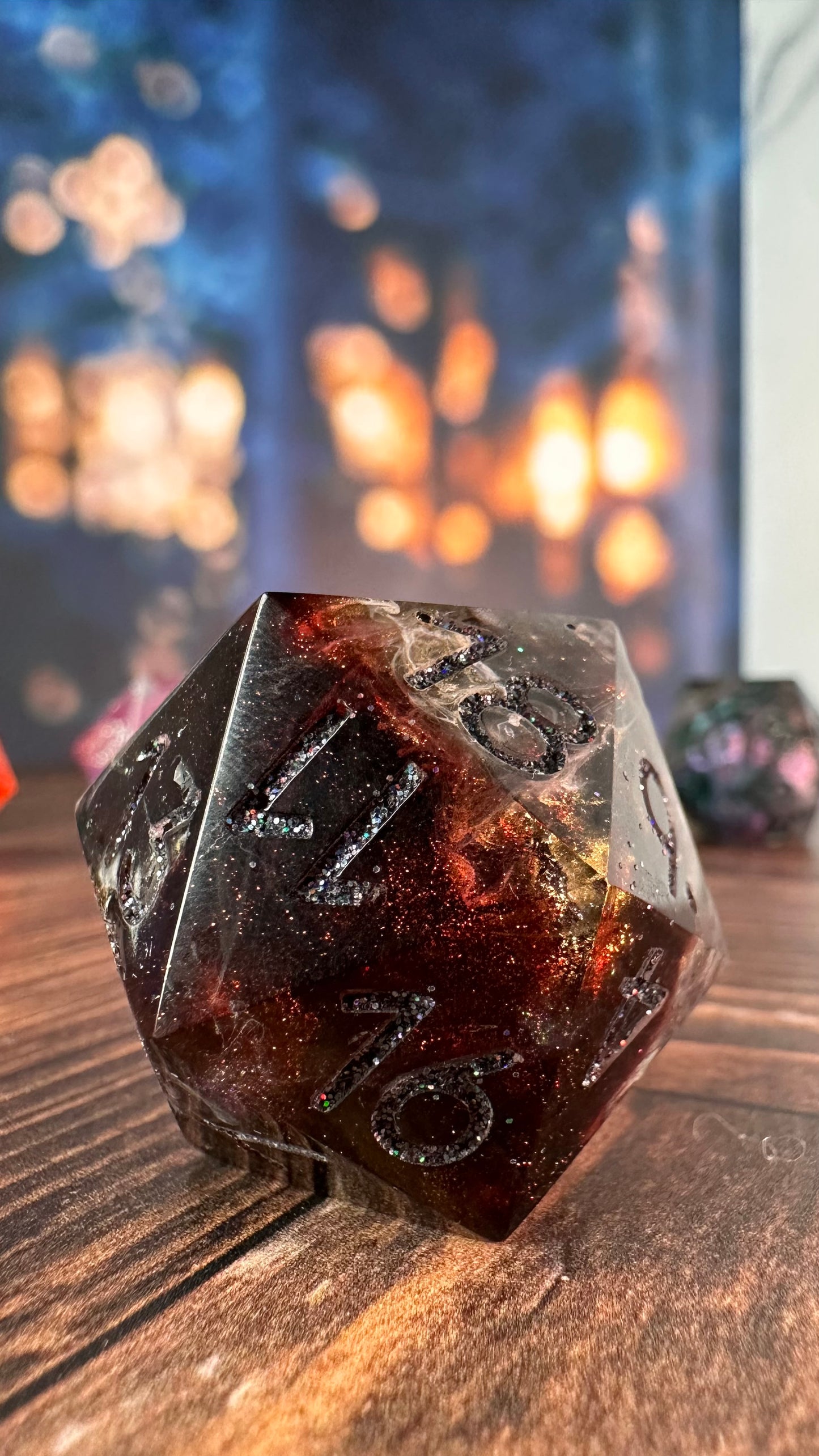 Black Crown 35mm Chonk D20