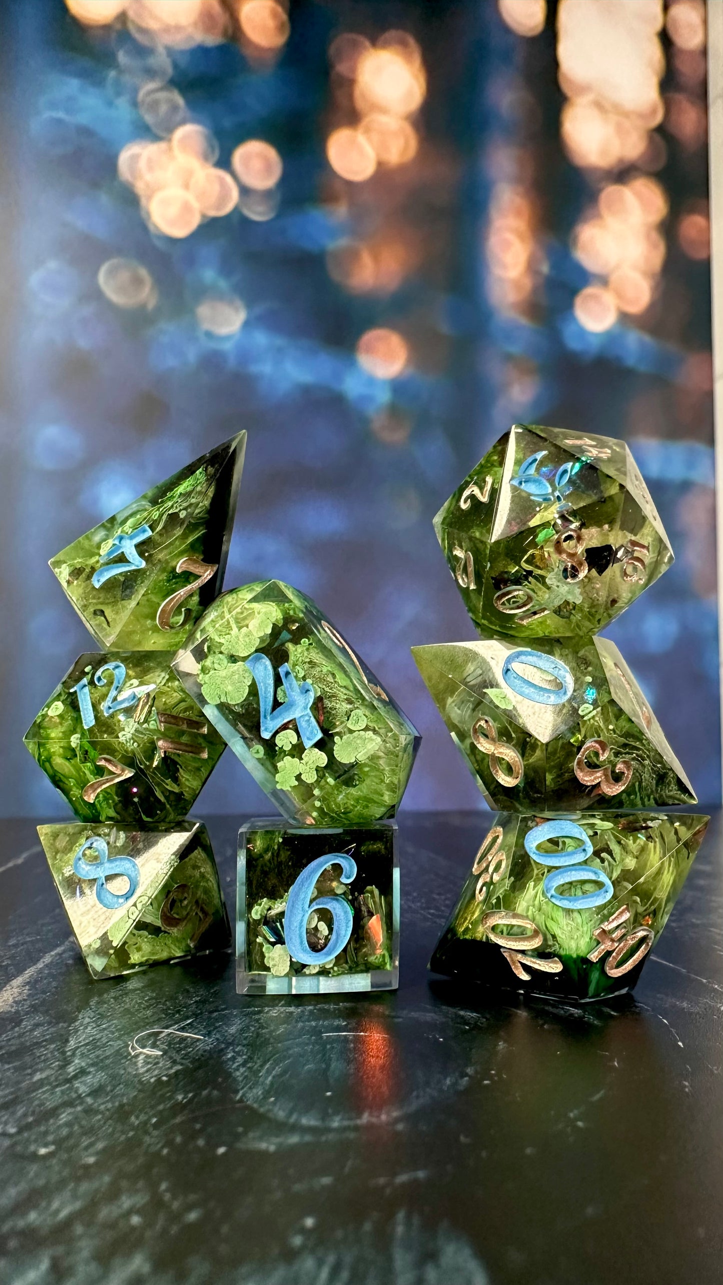 The Wizard and I-8 piece polyhedral dice set (Large) Pobody's Nerfect