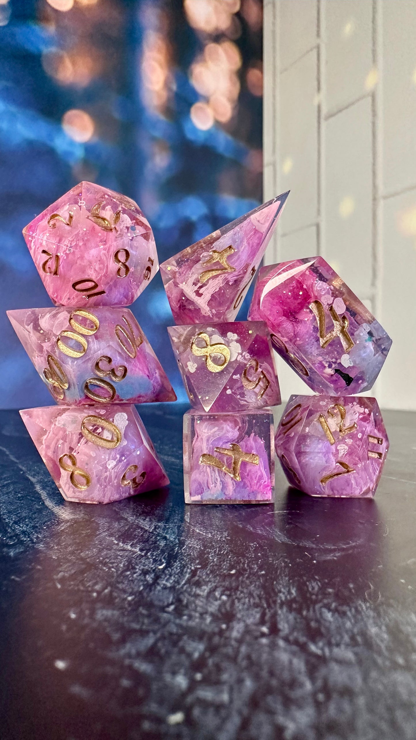 Galinda’s Arrival at Shiz- 8 piece polyhedral dice set (Large)