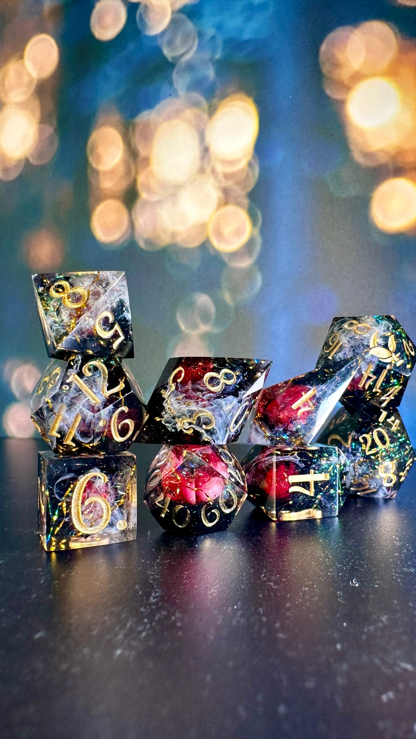 Hunt Athalar- 8 piece polyhedral dice set