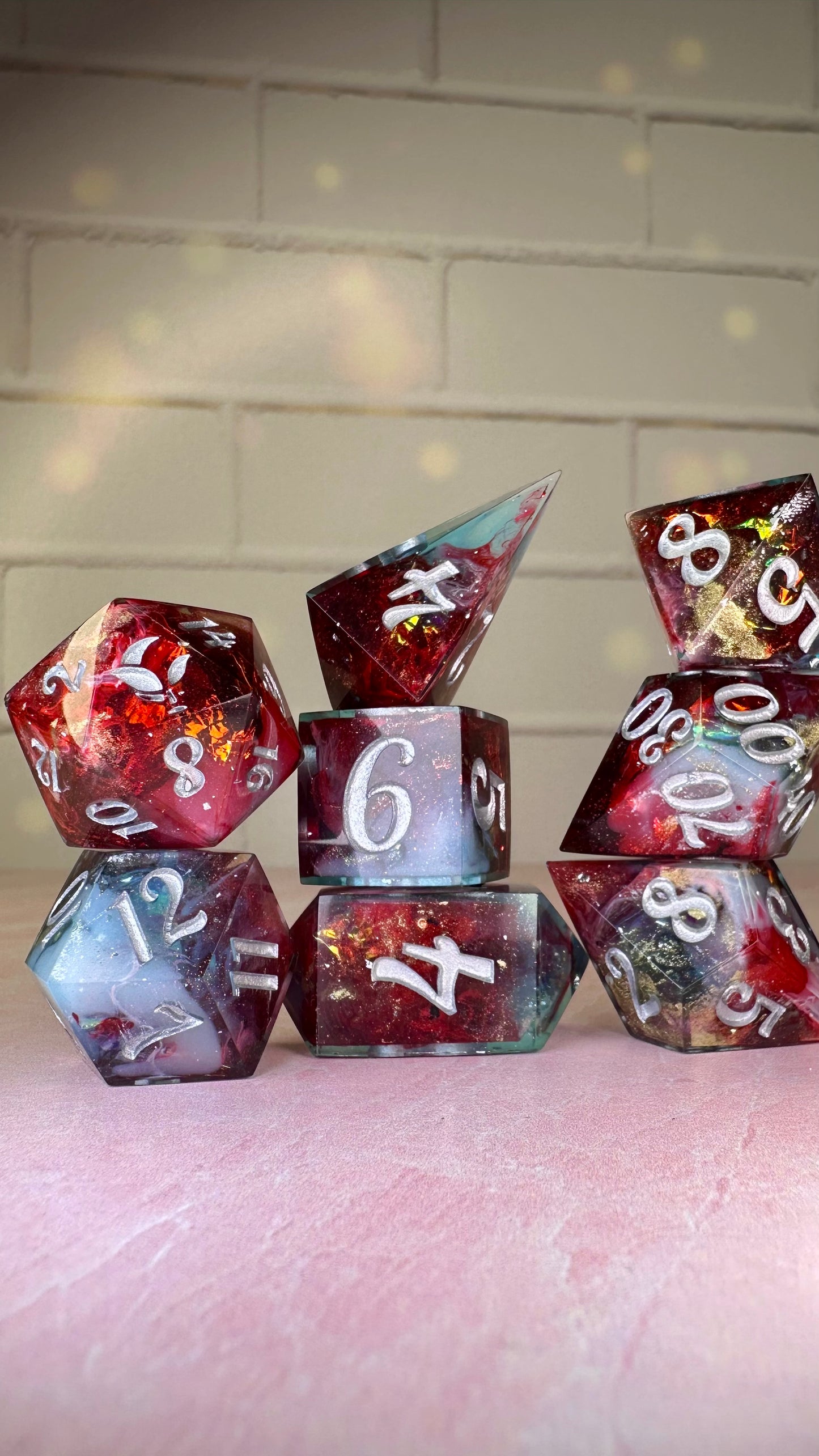 Kyber Bleed -8 piece polyhedral dice set (Large)