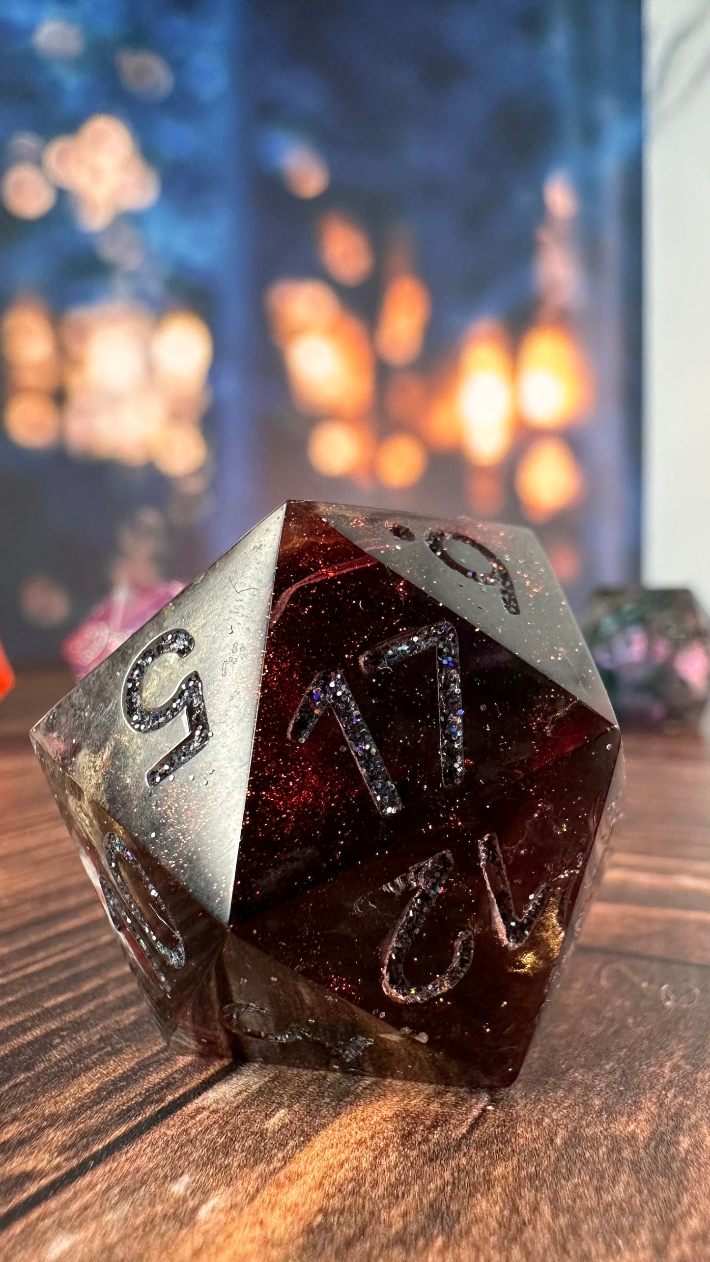 Black Crown 35mm Chonk D20