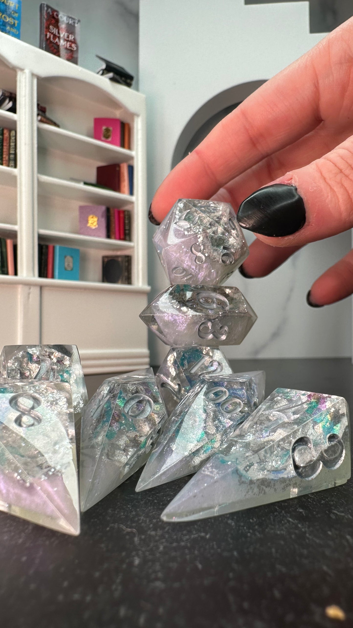 Winter Court Geodes- 8 piece polyhedral dice set- (Pointy Bois)