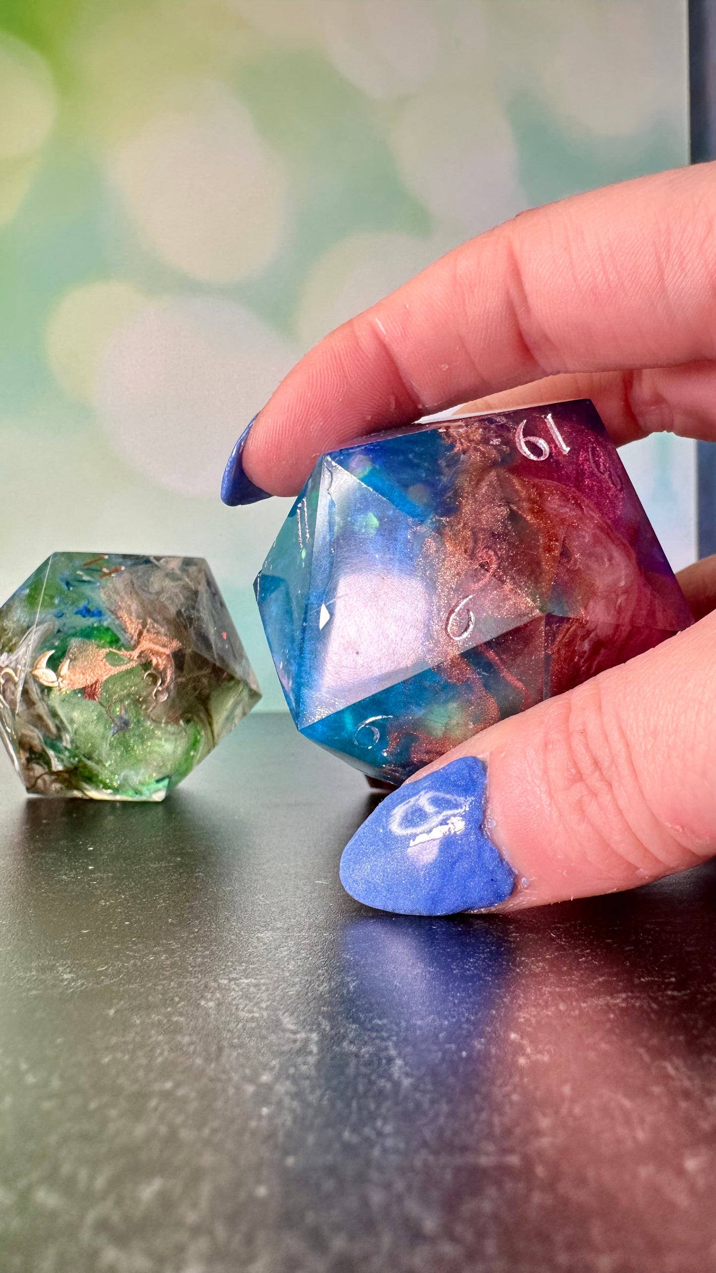 Lore and Love 60 MM Logo d20 Paperweight Chonk (Beta) Pobody's Nerfect