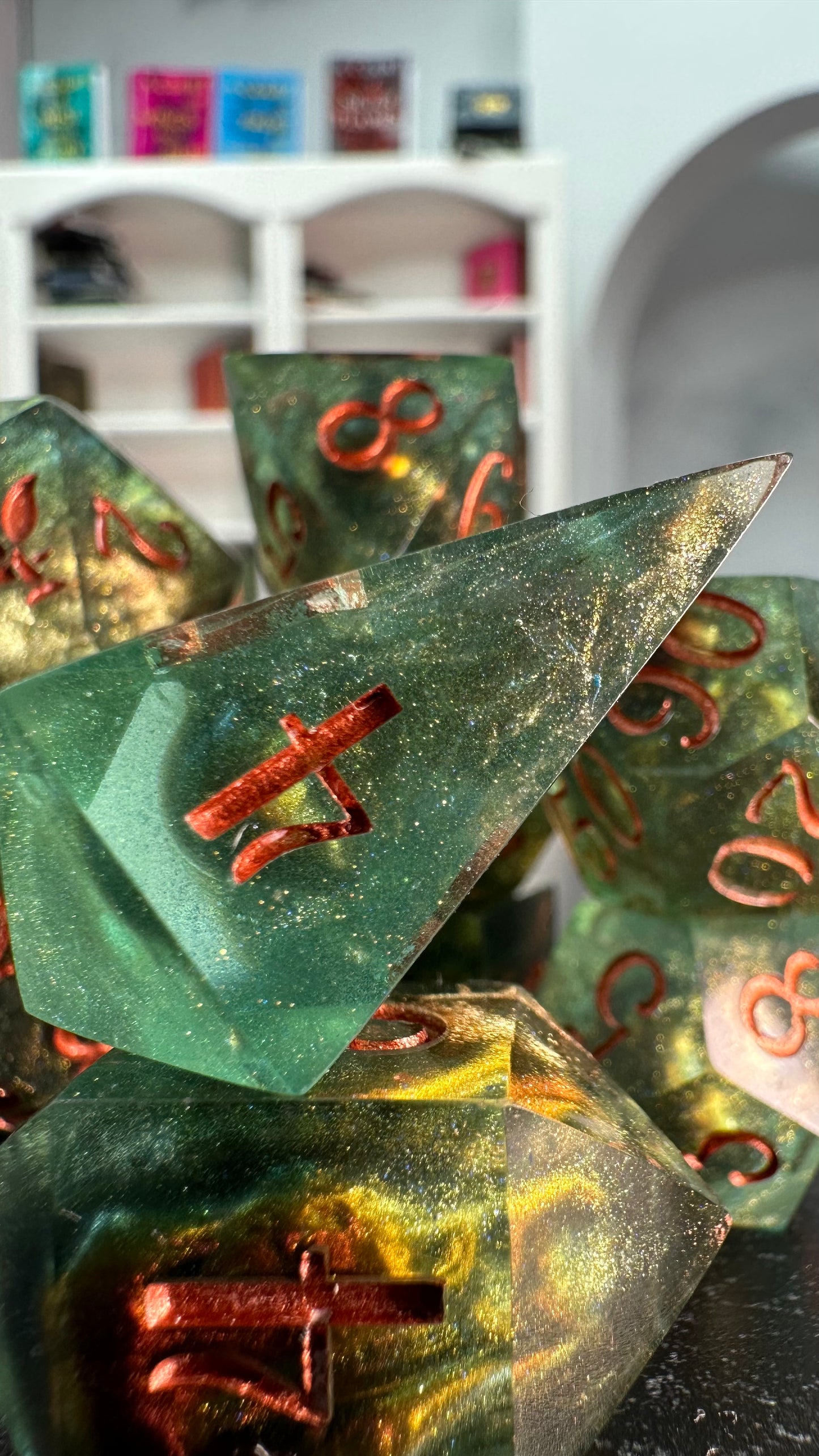 Lucien- 8 piece polyhedral dice set