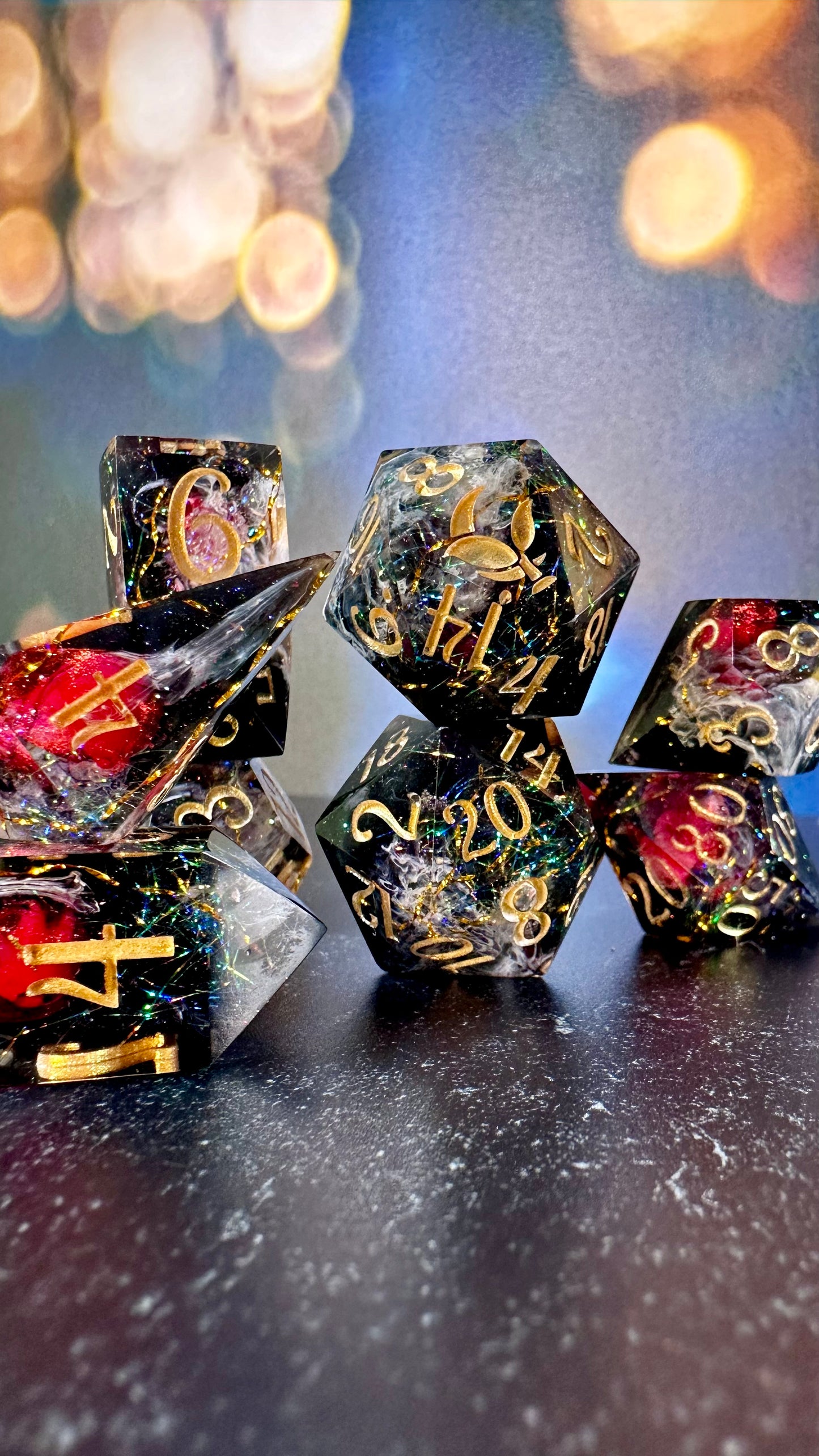 Hunt Athalar- 8 piece polyhedral dice set