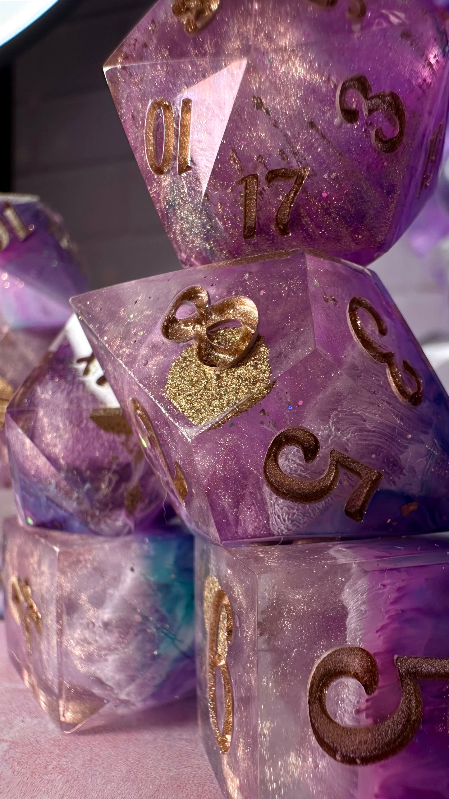 "I am your Venus" 8 piece polyhedral dice set (Large) (Beta) Pobody's Nerfect