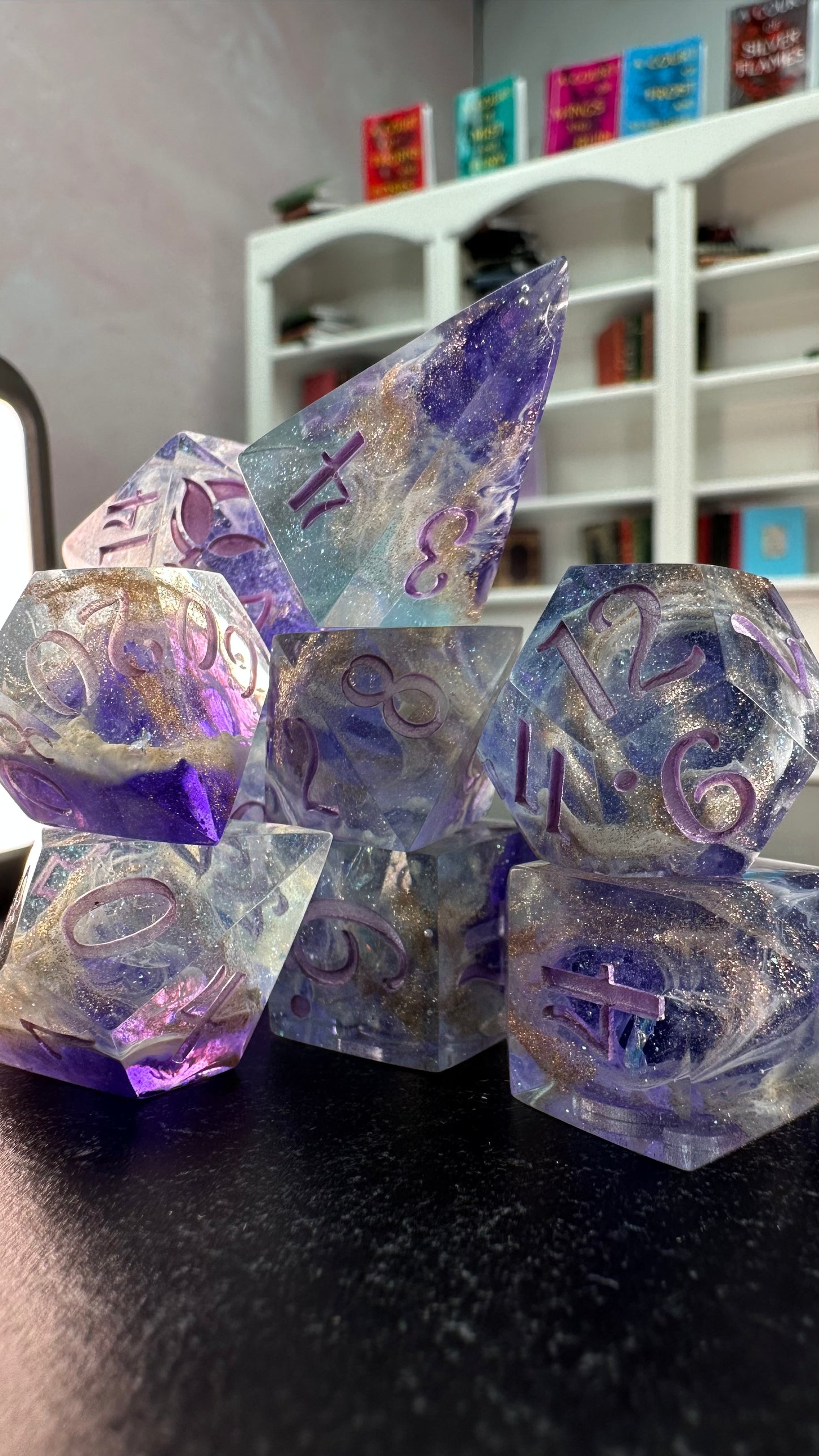 Velaris: City of Starlight- 8 piece polyhedral dice set