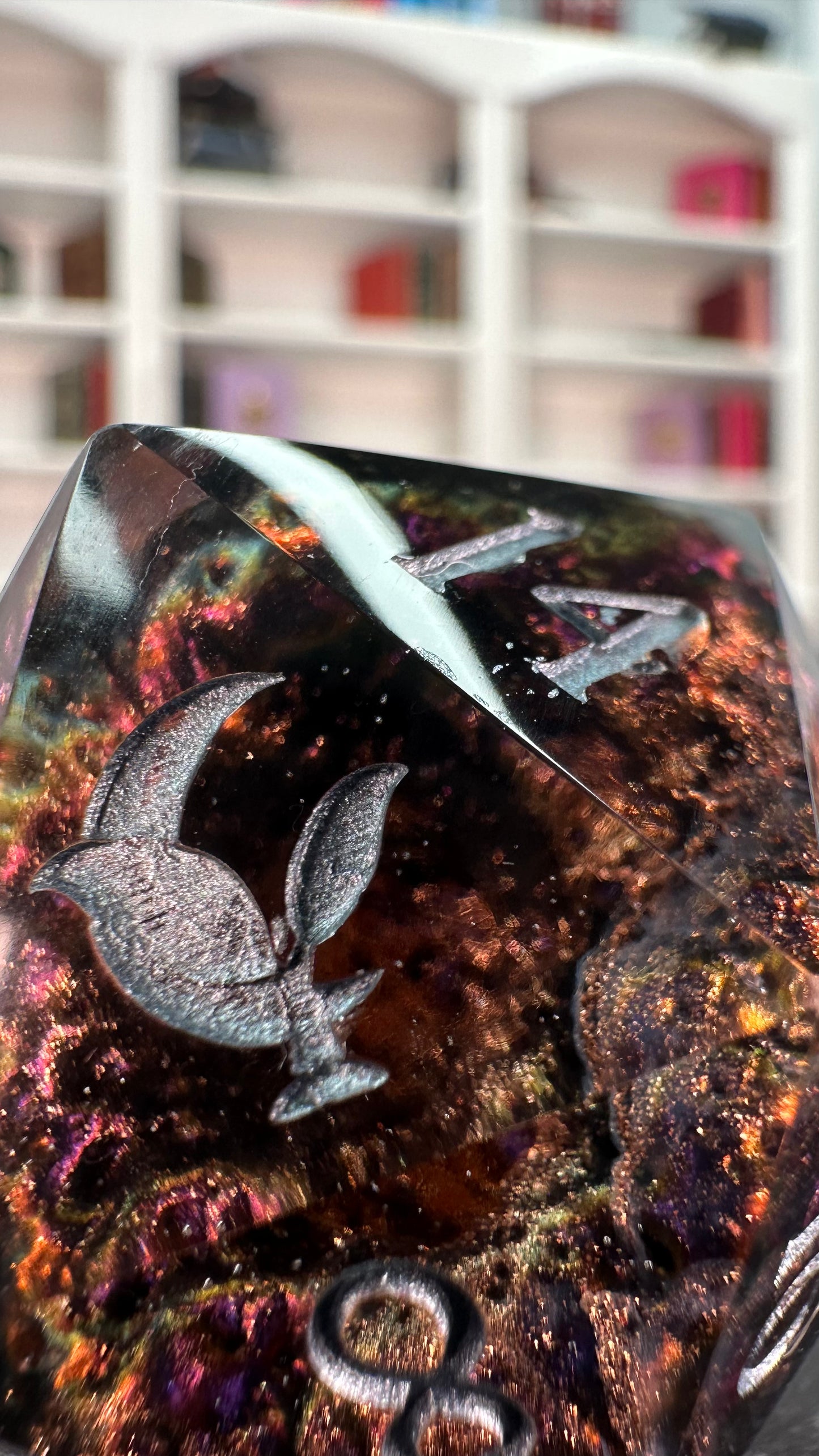 Rhysand- 40 MM Logo d20 Chonk