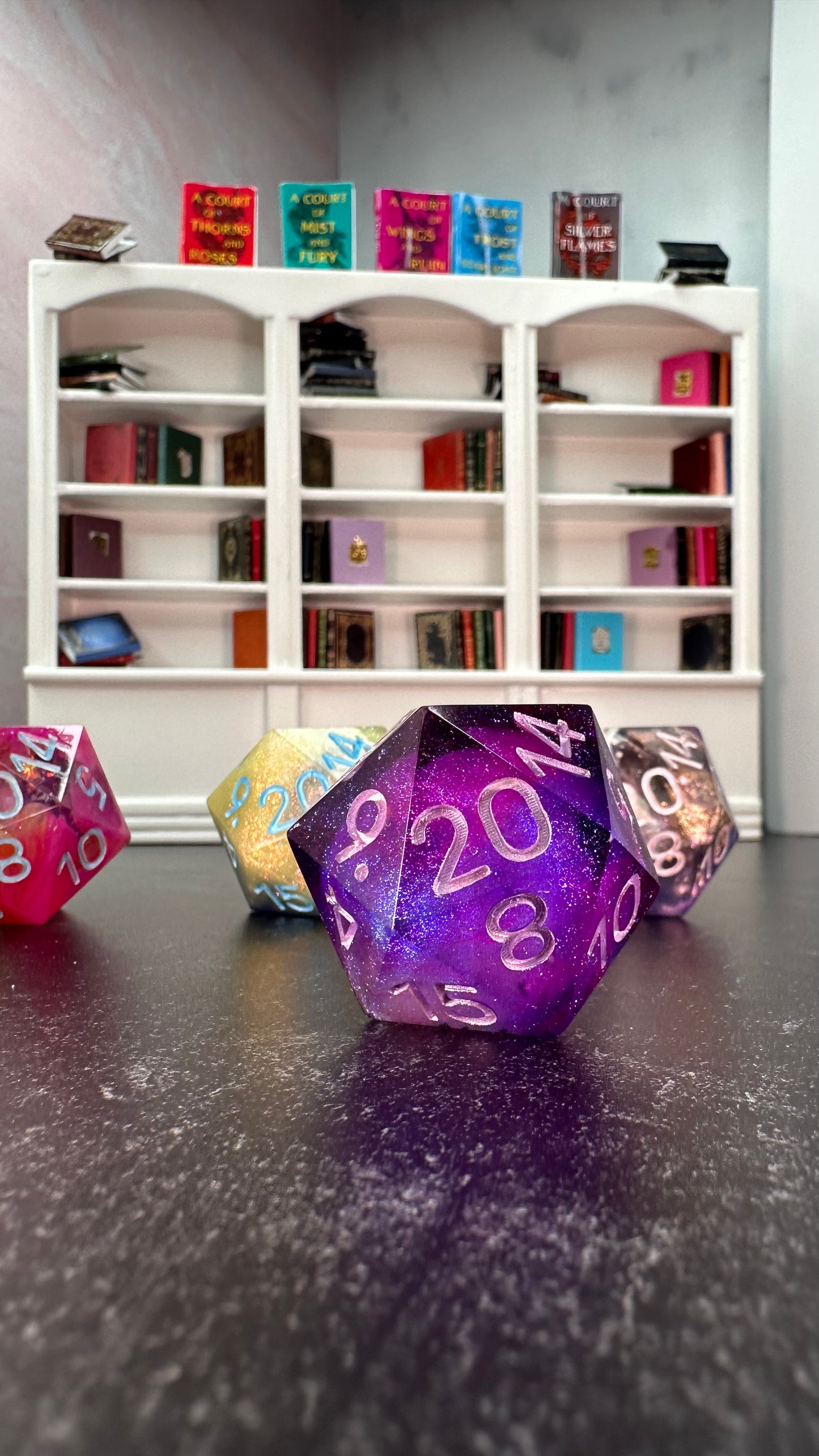 High Lord of The Night Court- 35mm Chonk D20-Pobody's Nerfect