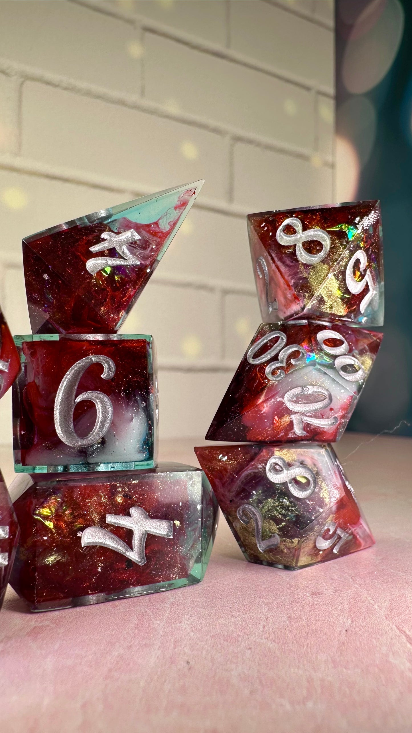Kyber Bleed -8 piece polyhedral dice set (Large)