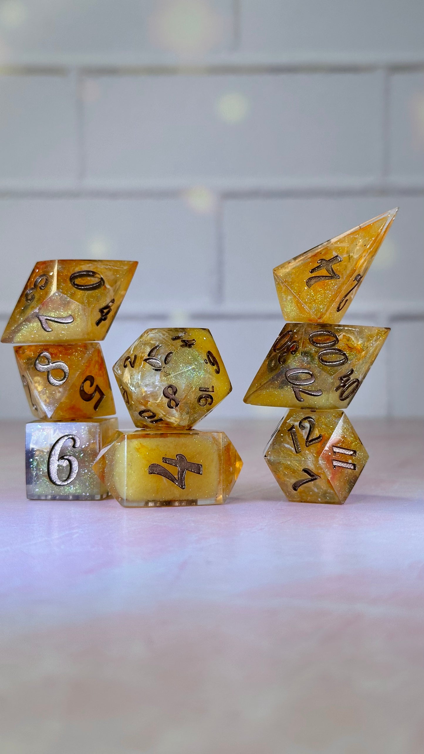 Yord Fandar- 8 piece polyhedral dice set (Large)