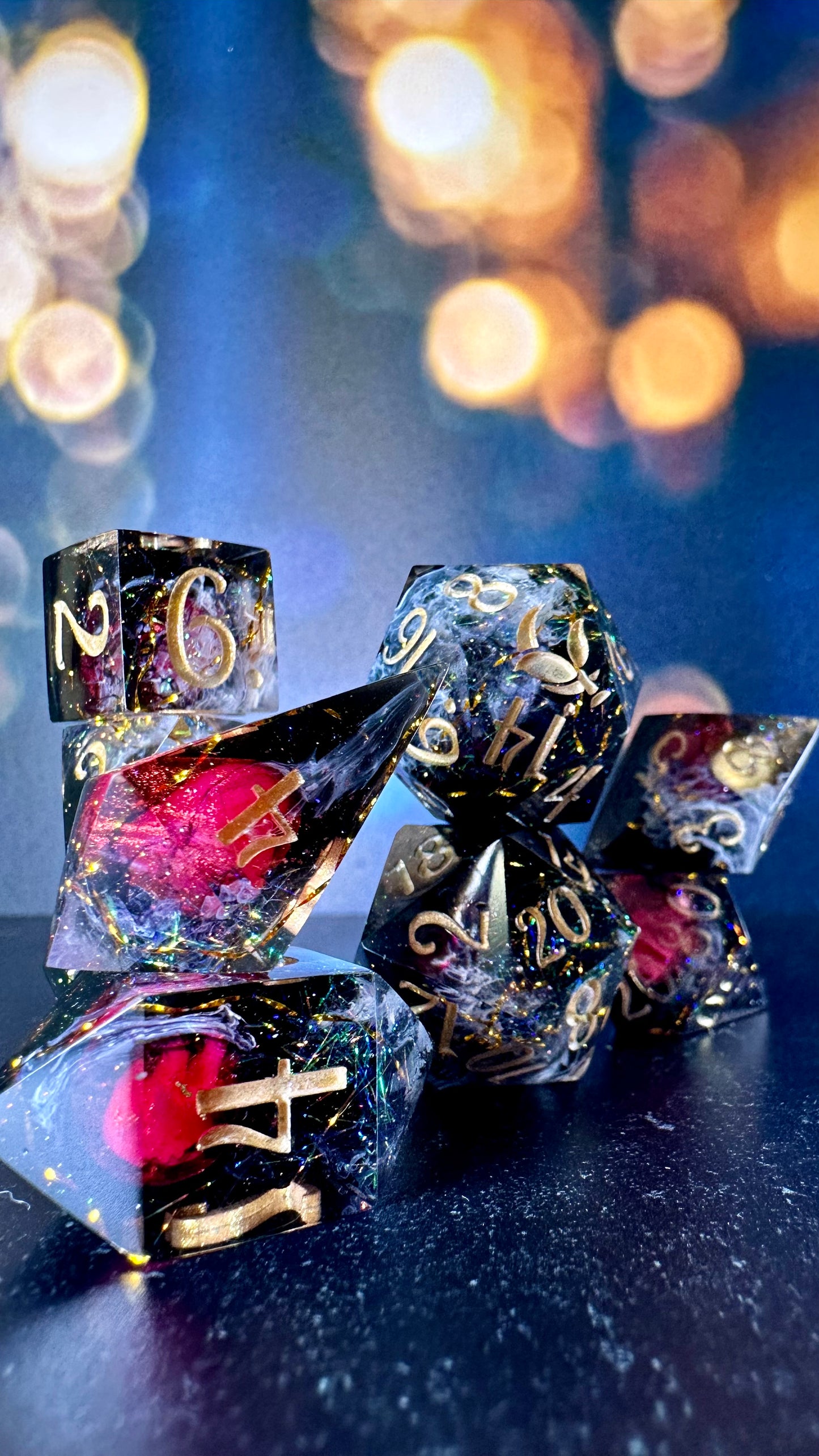 Hunt Athalar- 8 piece polyhedral dice set