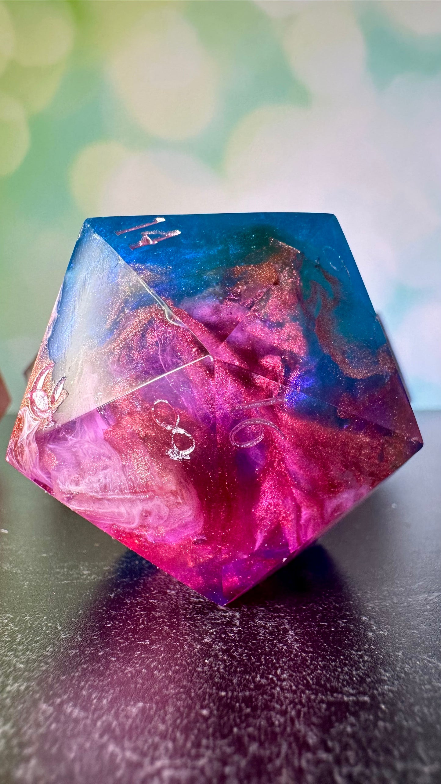Lore and Love 60 MM Logo d20 Paperweight Chonk (Beta) Pobody's Nerfect