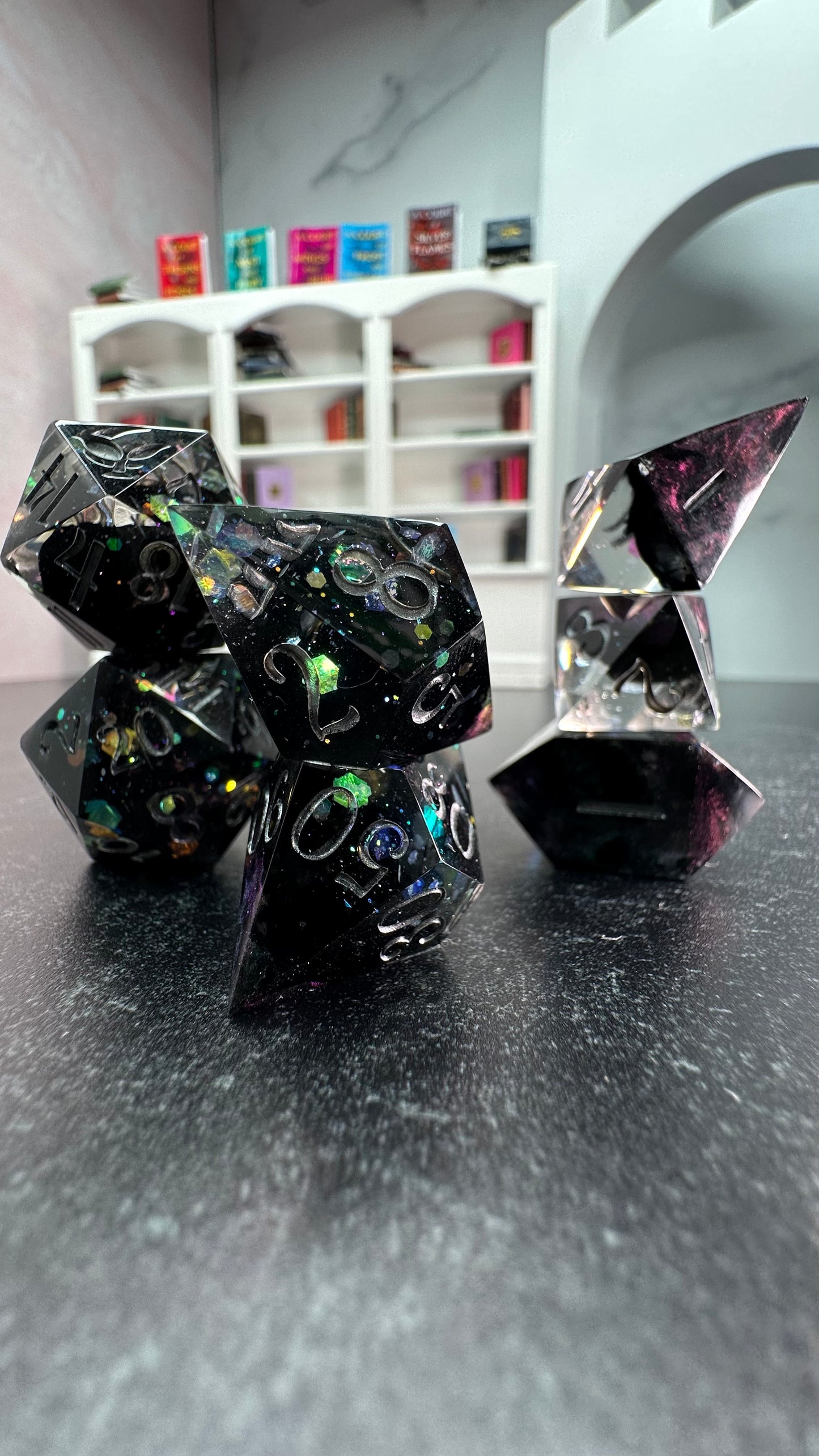 Cauldron Boil Me- 8 piece polyhedral dice set
