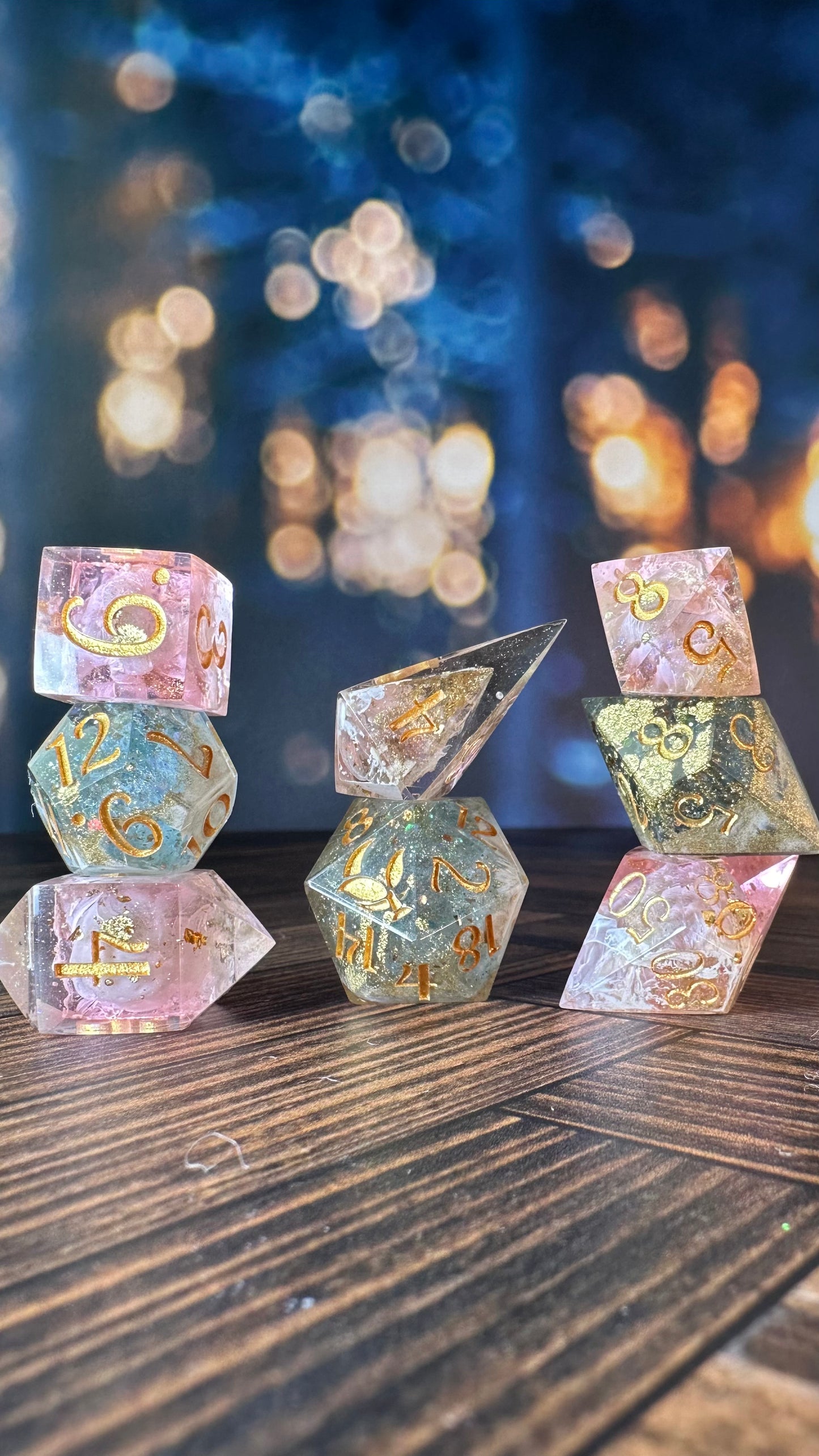 Juniper Andromeda- 8 piece polyhedral dice set