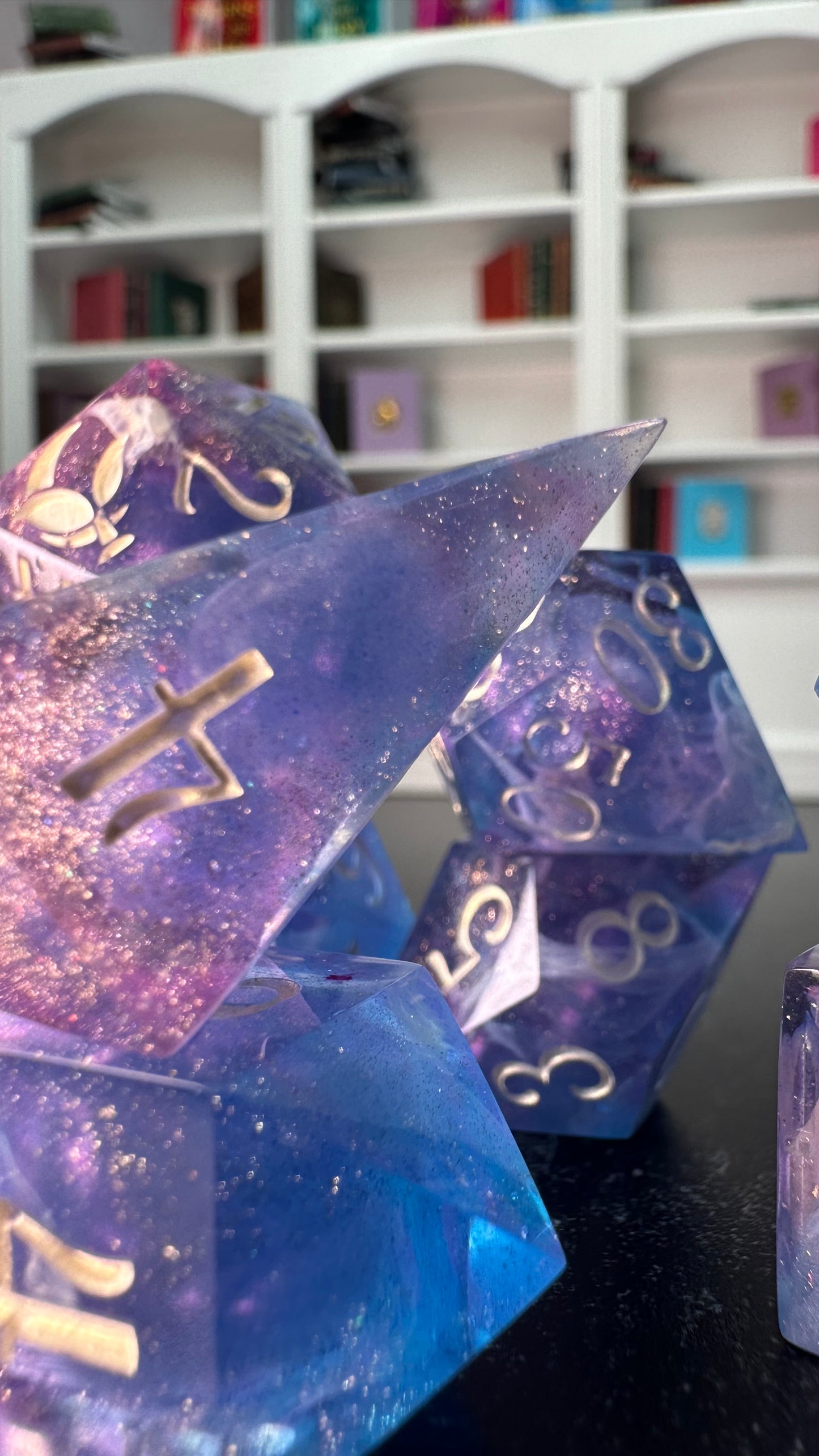 House of Wind- 8 piece polyhedral dice set