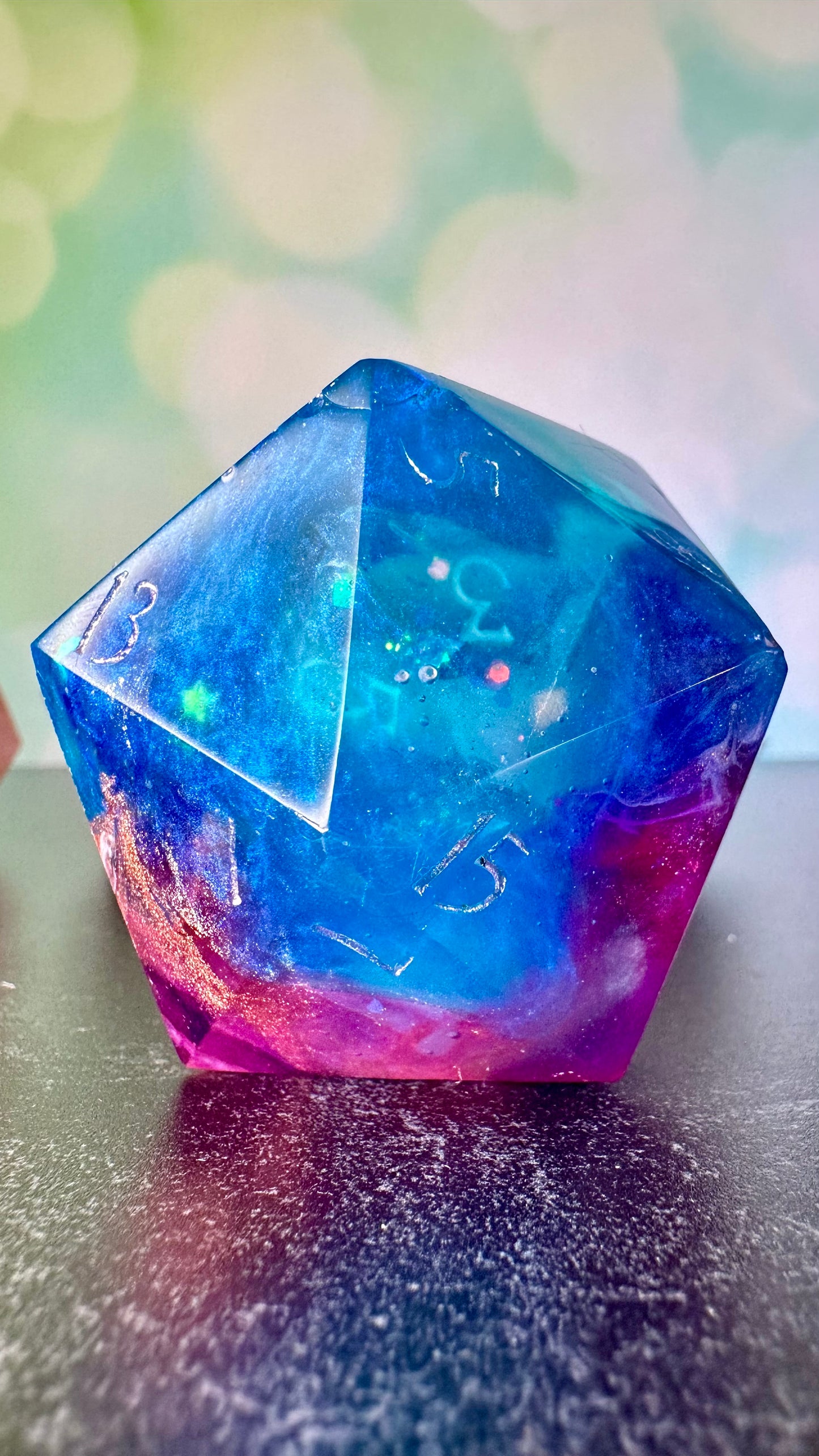 Lore and Love 60 MM Logo d20 Paperweight Chonk (Beta) Pobody's Nerfect