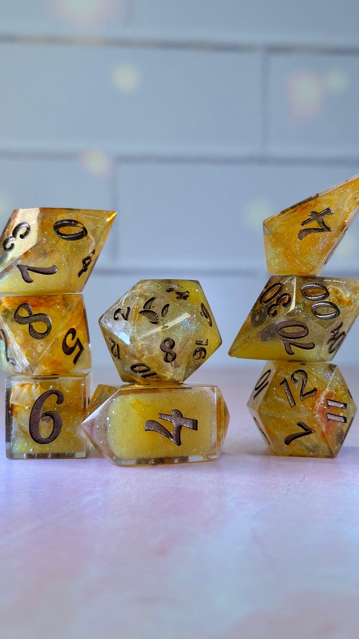 Yord Fandar- 8 piece polyhedral dice set (Large)