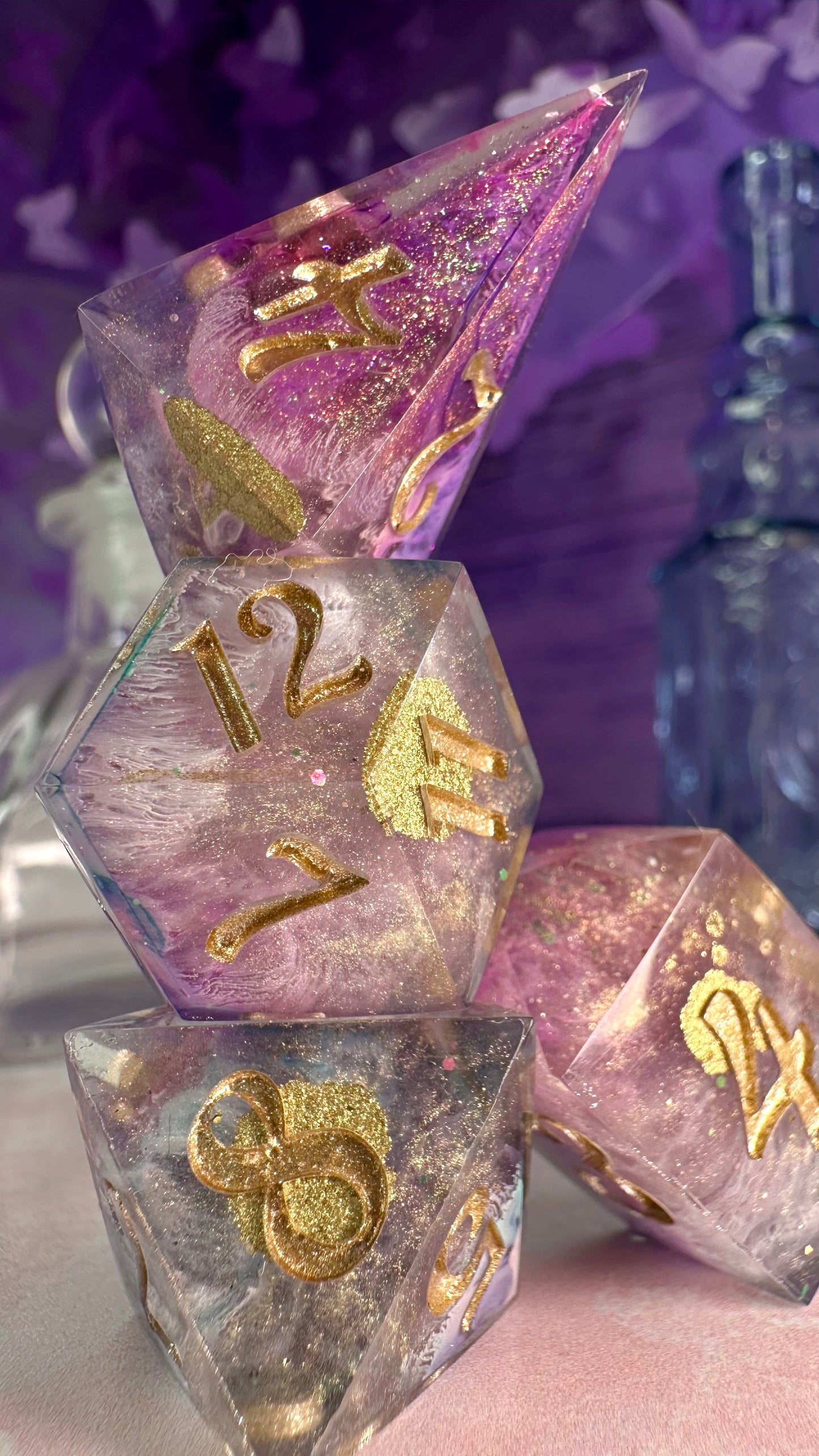 "I am your Venus" 8 piece polyhedral dice set (Large) (Beta) Pobody's Nerfect