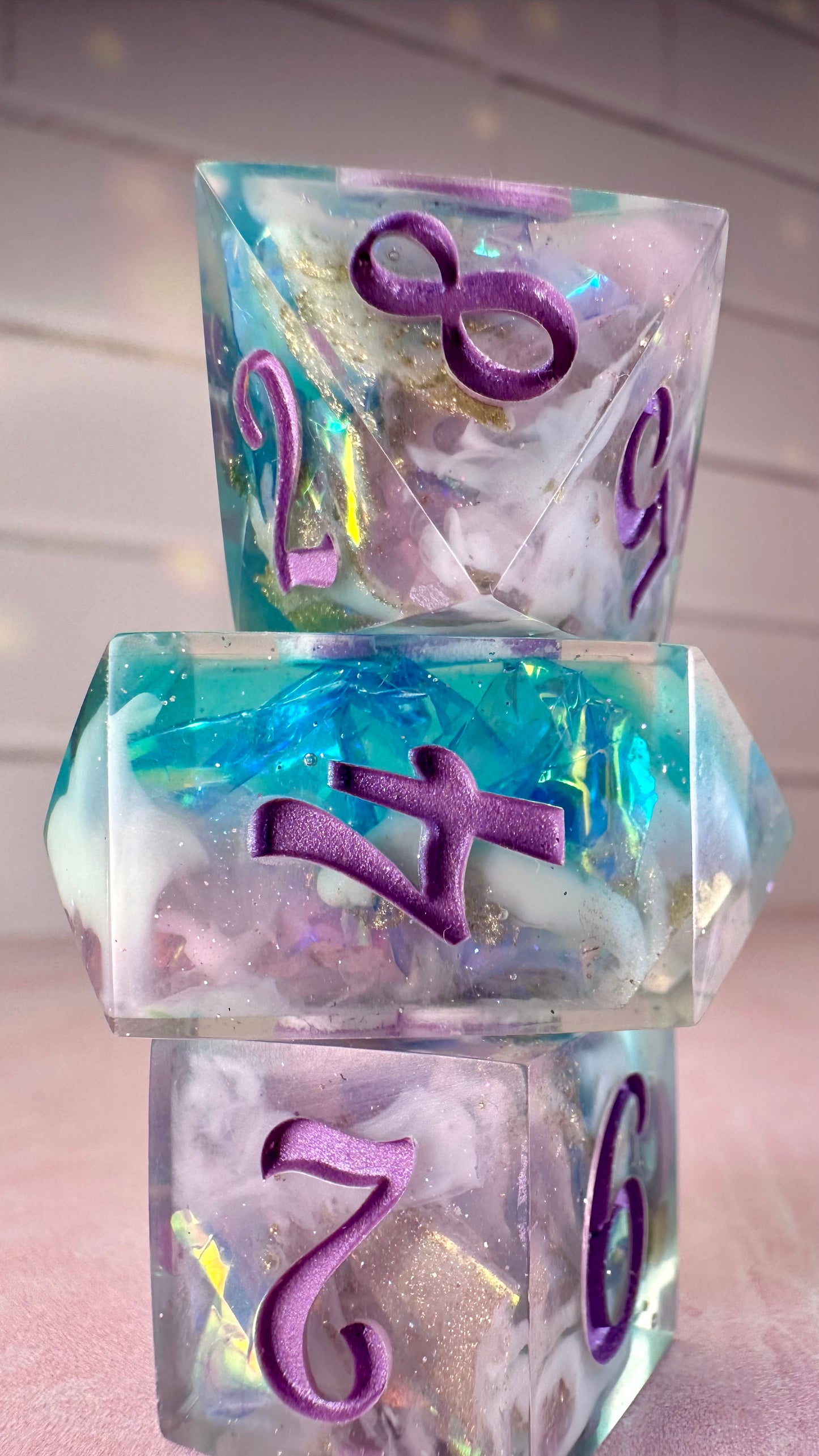 Lark-8 piece polyhedral dice set (Large)