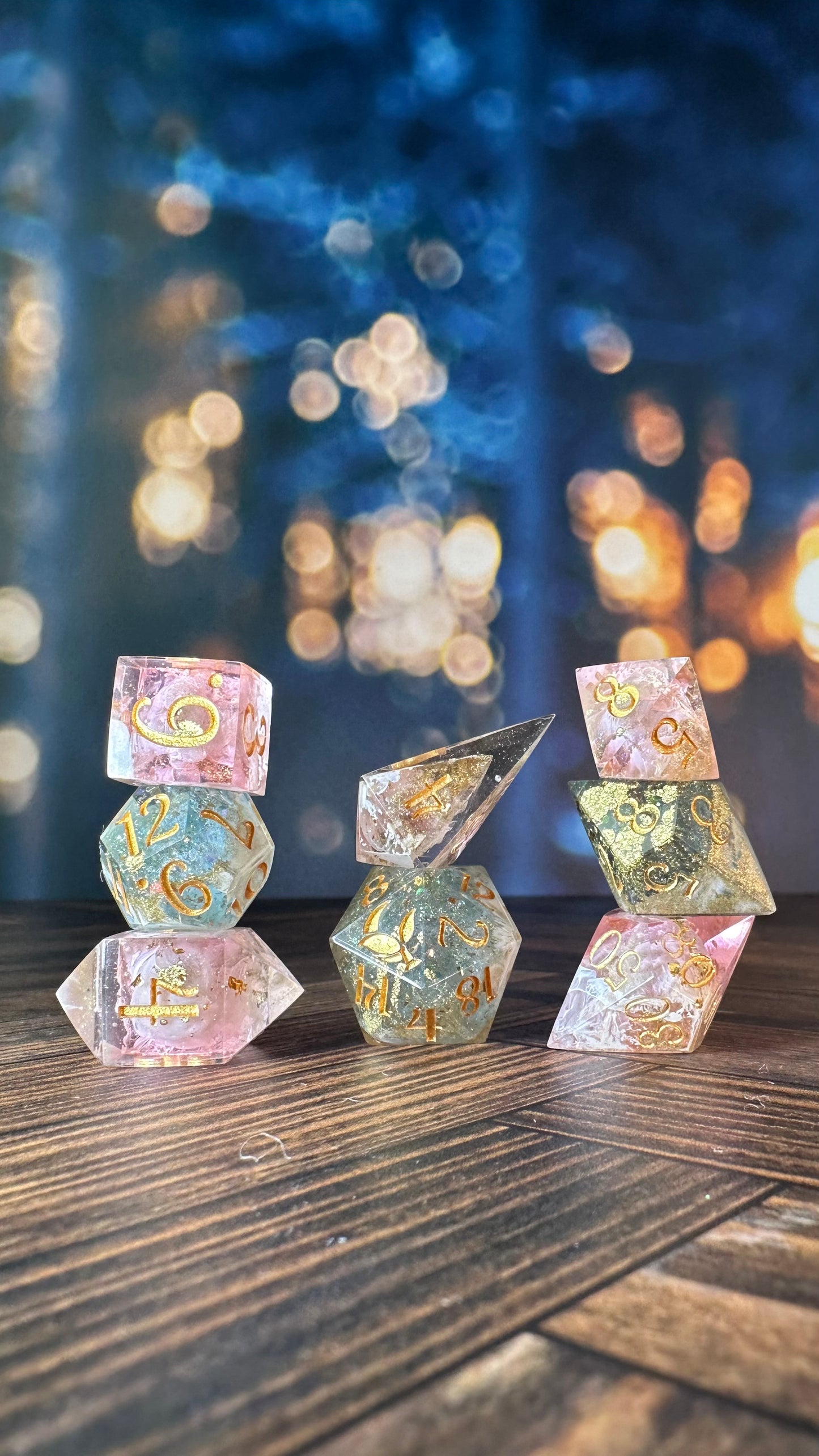 Juniper Andromeda- 8 piece polyhedral dice set