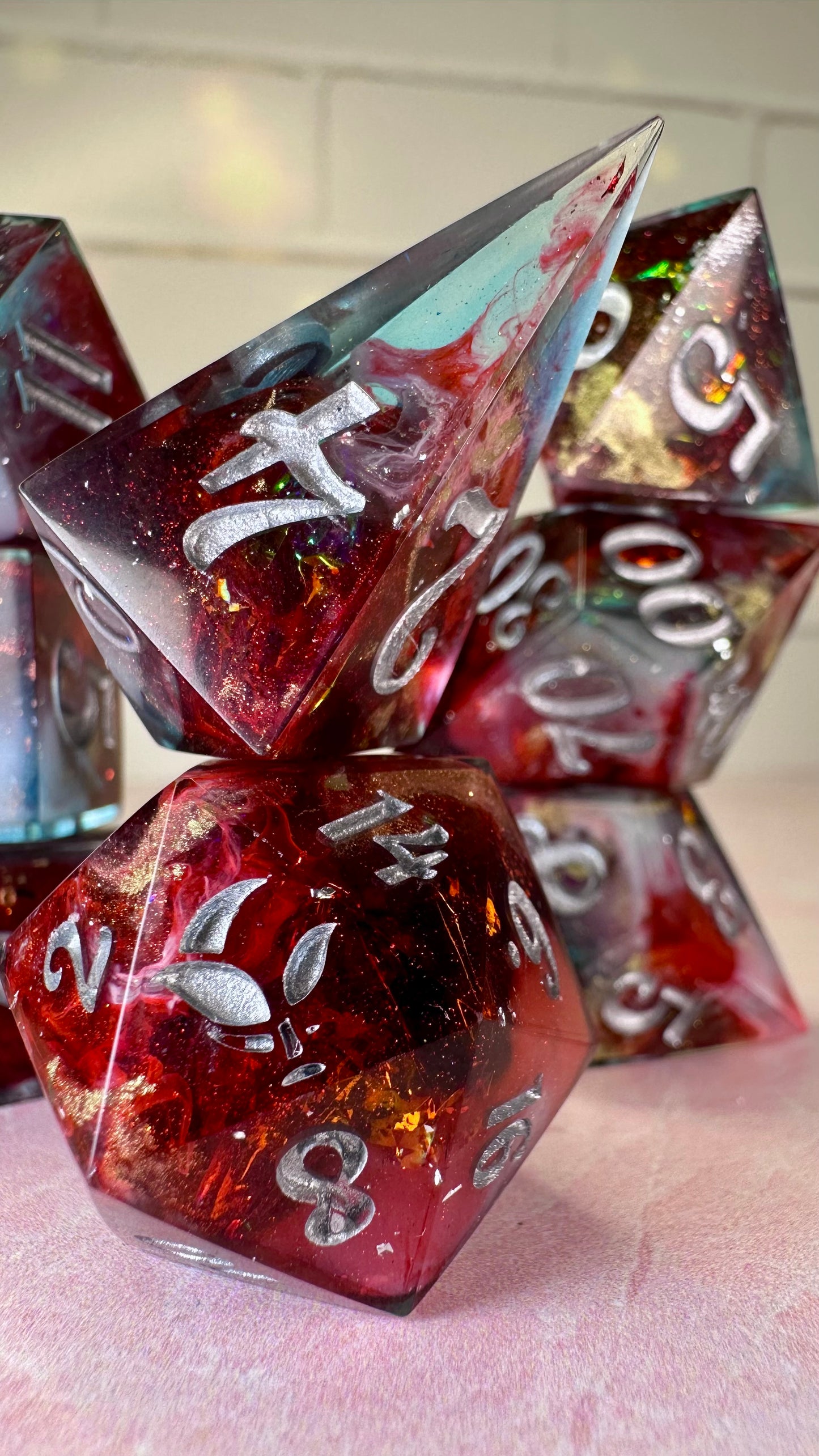 Kyber Bleed -8 piece polyhedral dice set (Large)
