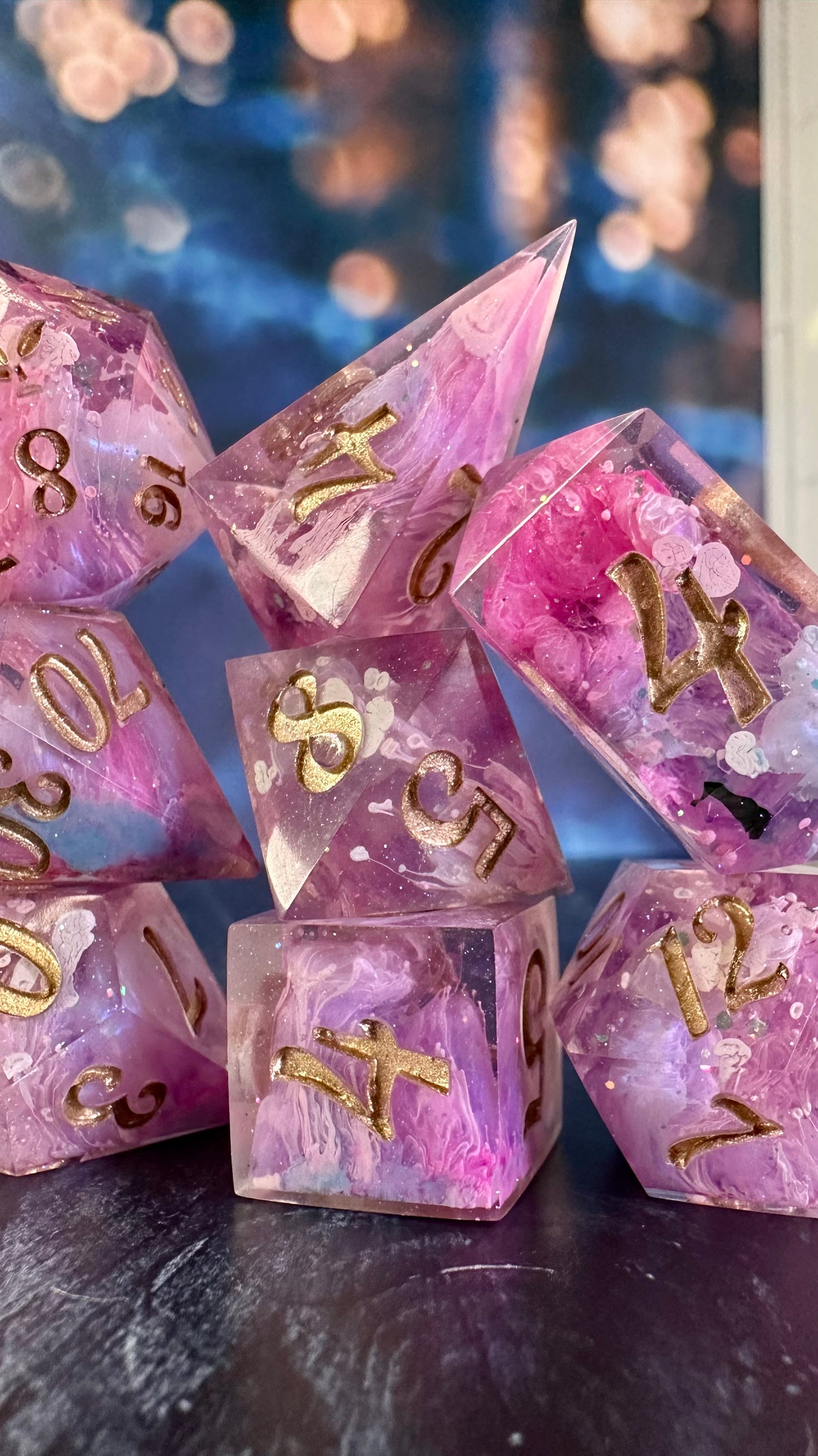 Galinda’s Arrival at Shiz- 8 piece polyhedral dice set (Large)
