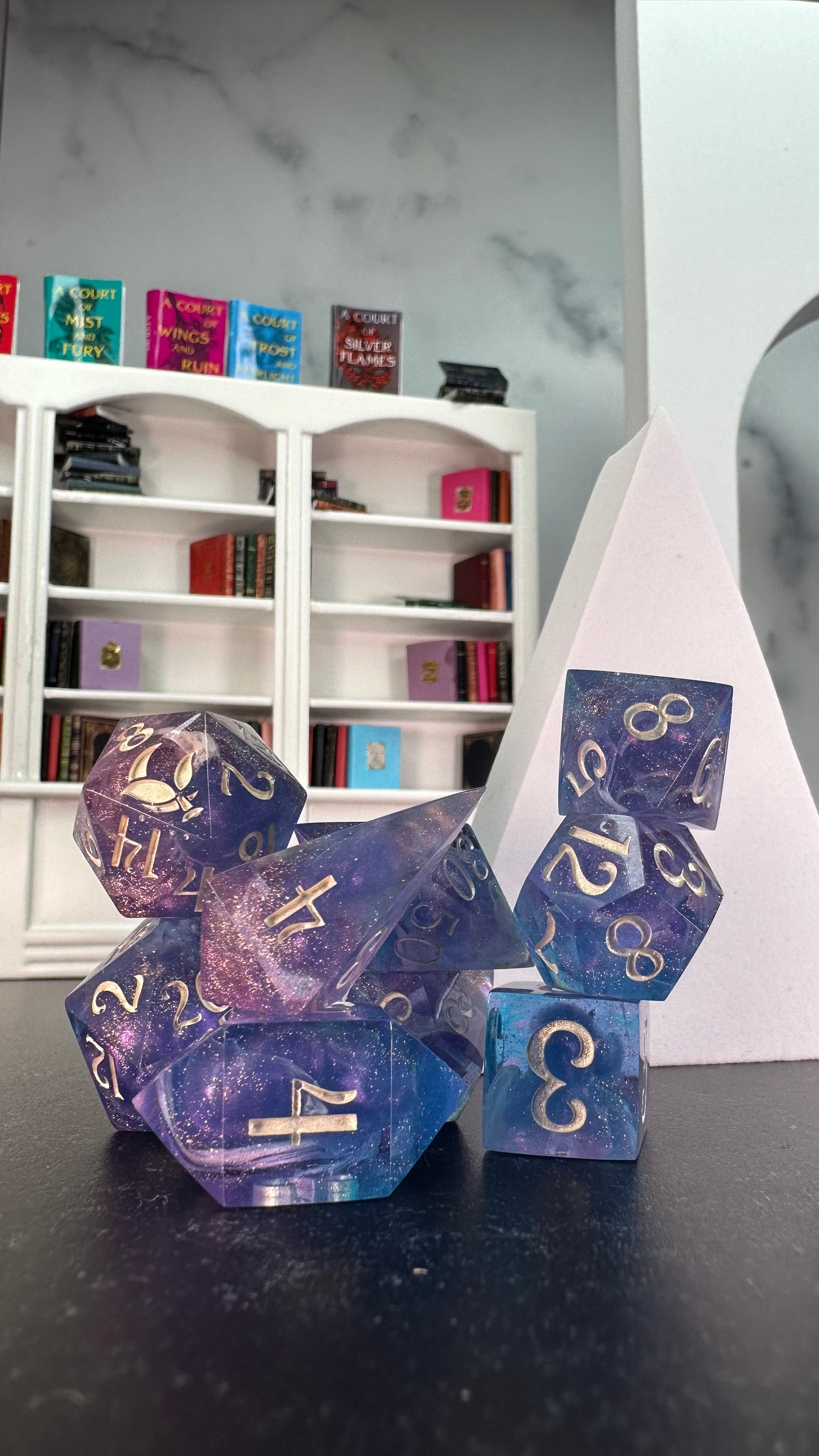 House of Wind- 8 piece polyhedral dice set