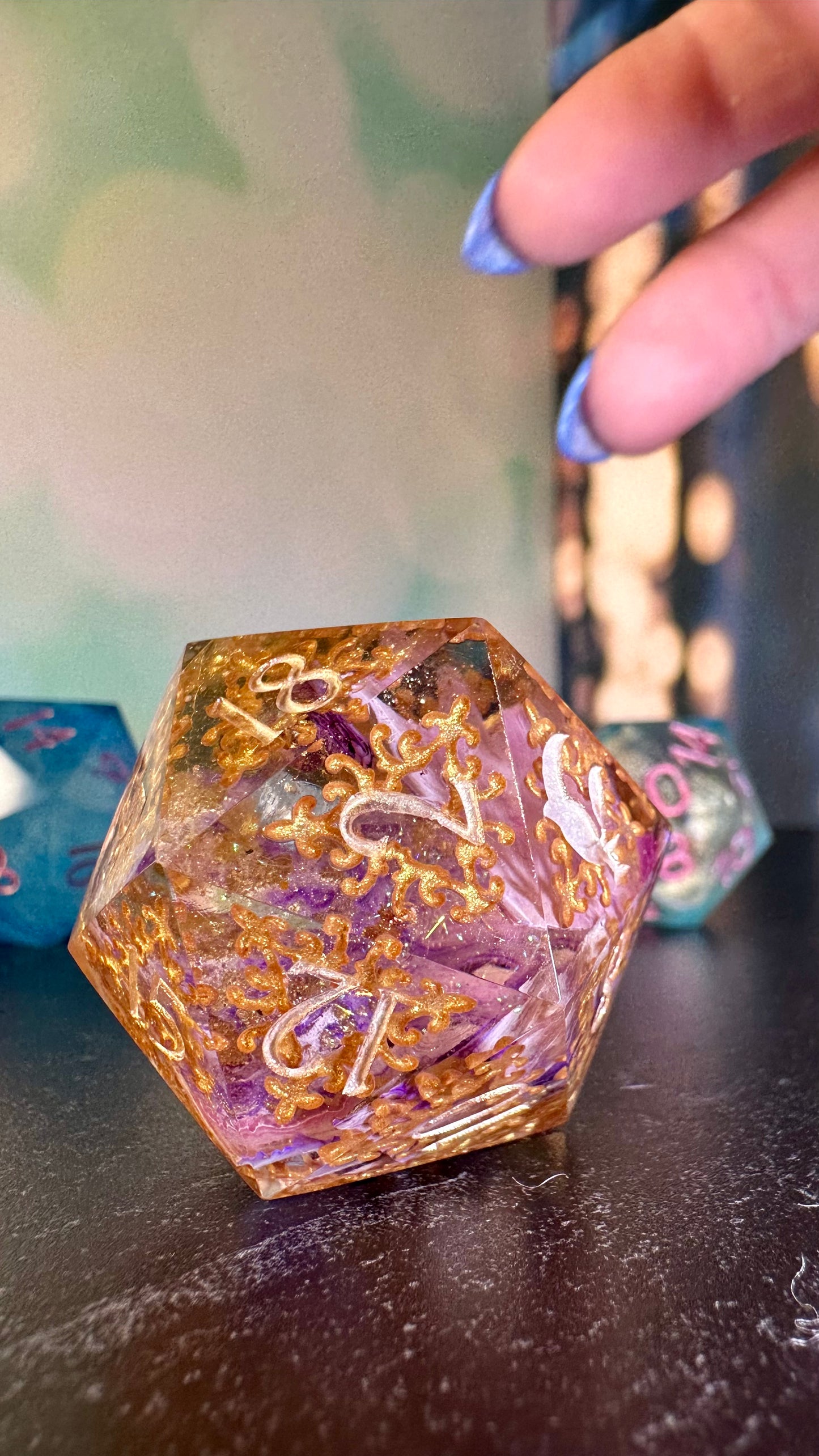 Art Scraps- 40 MM Logo d20 Chonk