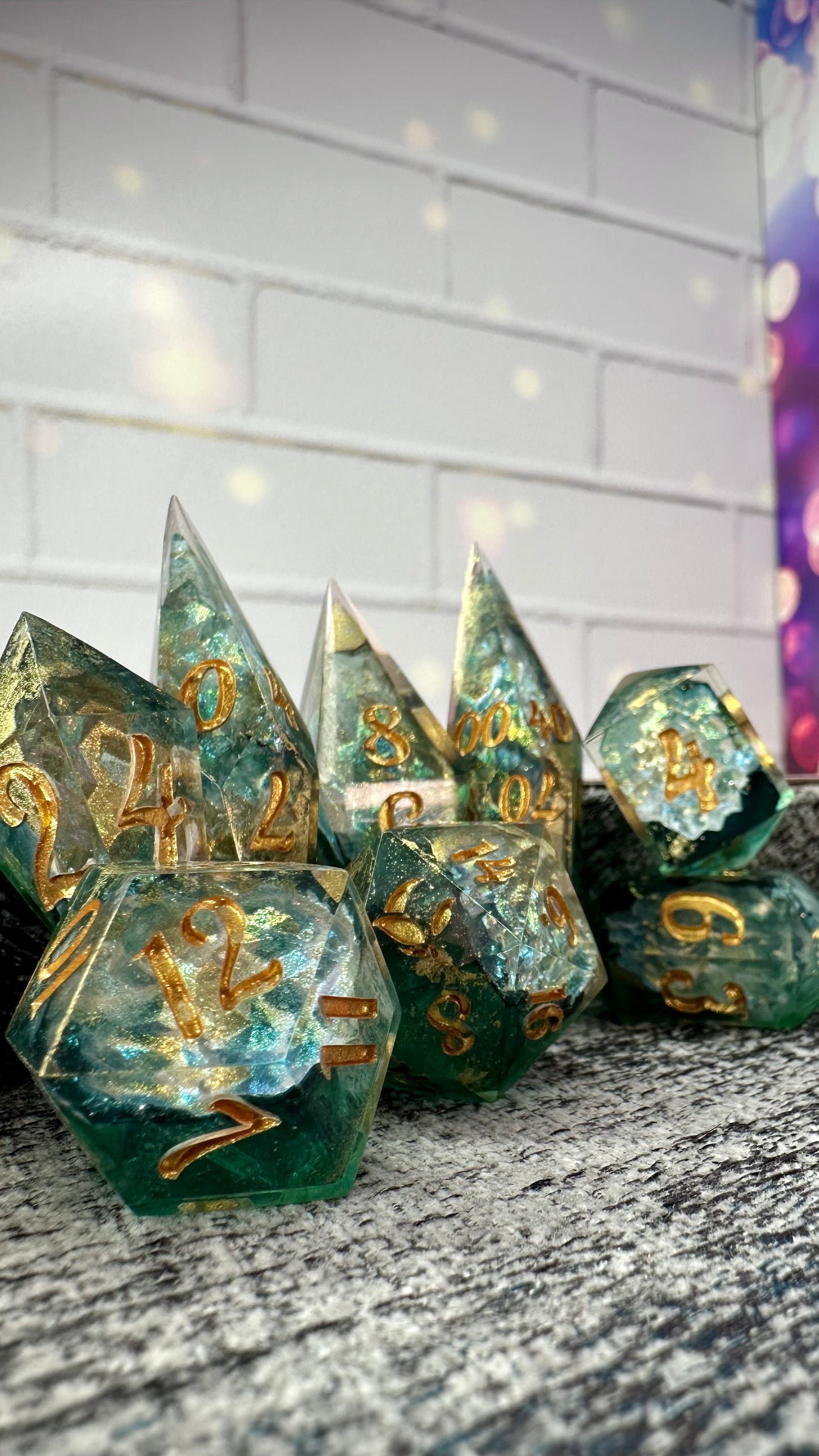 Lysandra Geode Dice- 8 piece polyhedral dice set- (Pointy Bois)
