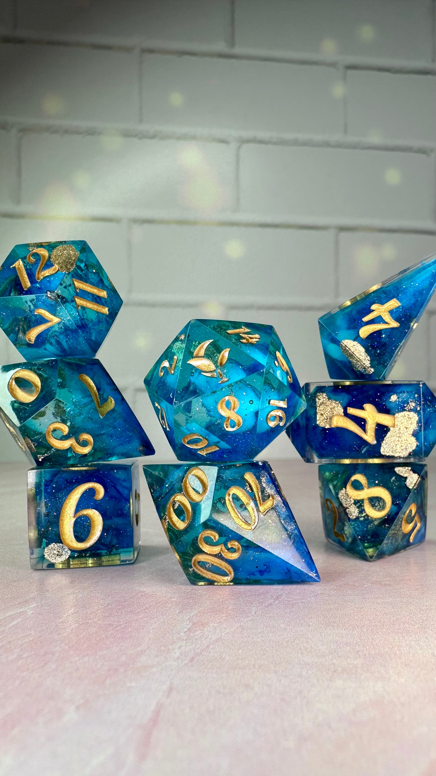 The Doctor-8 piece polyhedral dice set (Large)
