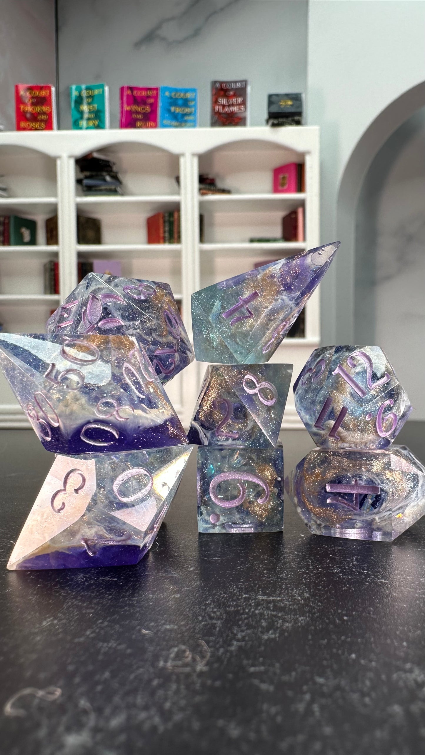 Velaris: City of Starlight- 8 piece polyhedral dice set