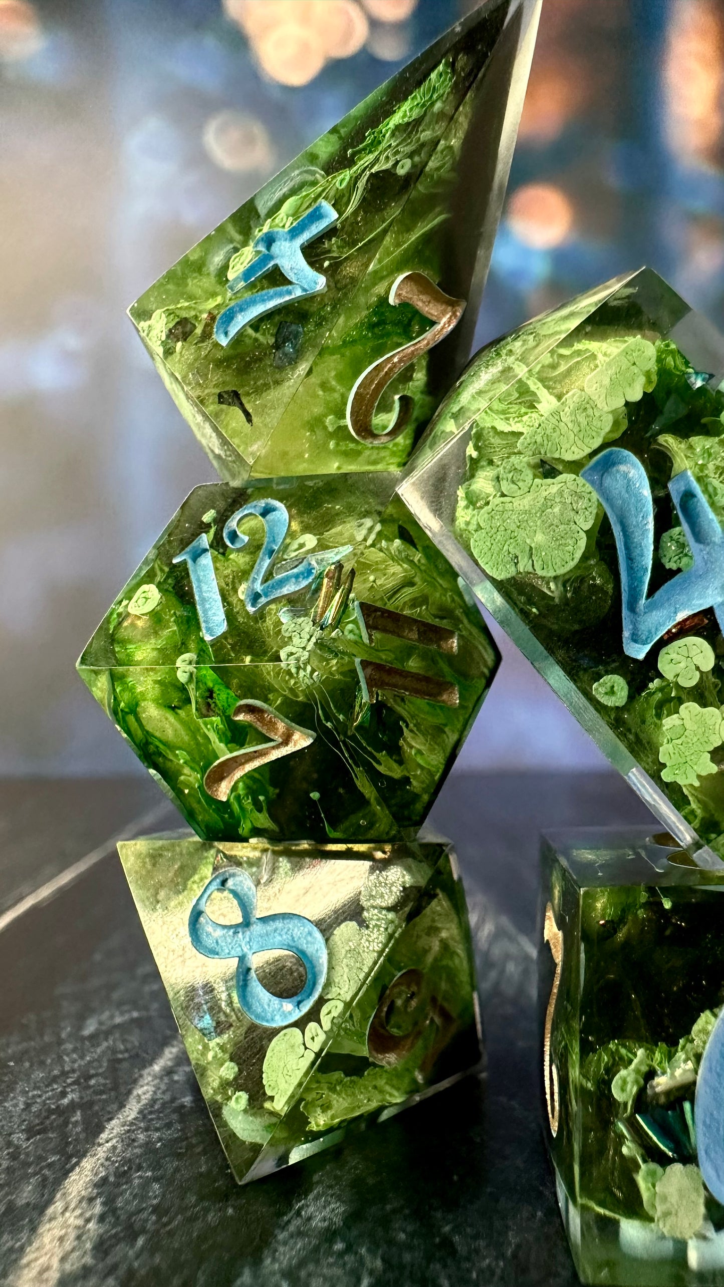 The Wizard and I-8 piece polyhedral dice set (Large) Pobody's Nerfect