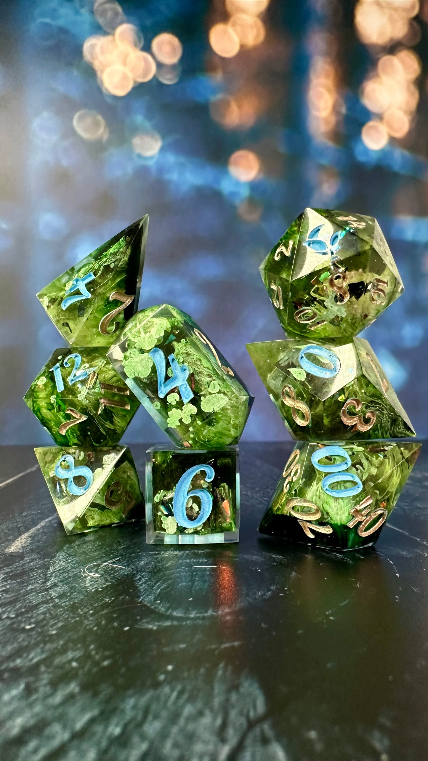 The Wizard and I-8 piece polyhedral dice set (Large) Pobody's Nerfect