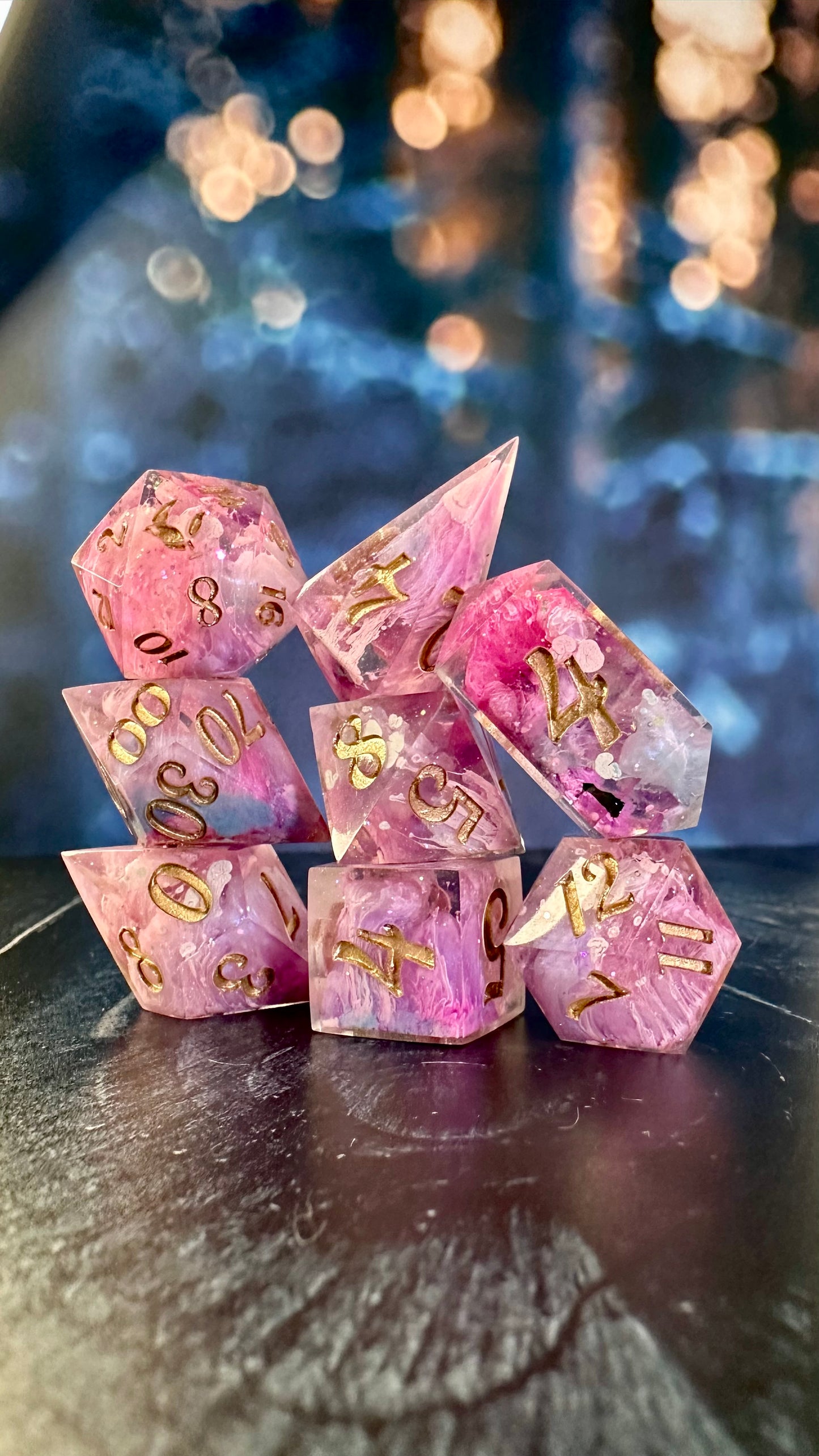 Galinda’s Arrival at Shiz- 8 piece polyhedral dice set (Large)