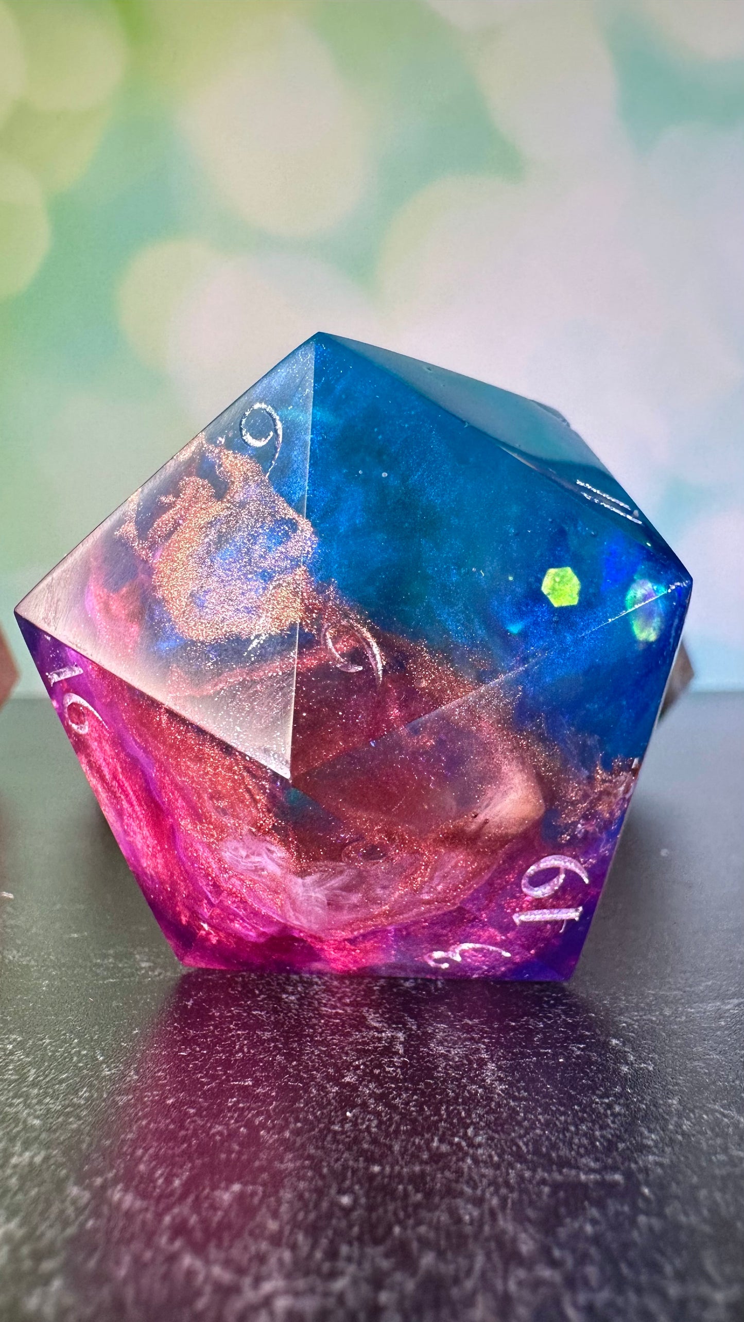 Lore and Love 60 MM Logo d20 Paperweight Chonk (Beta) Pobody's Nerfect