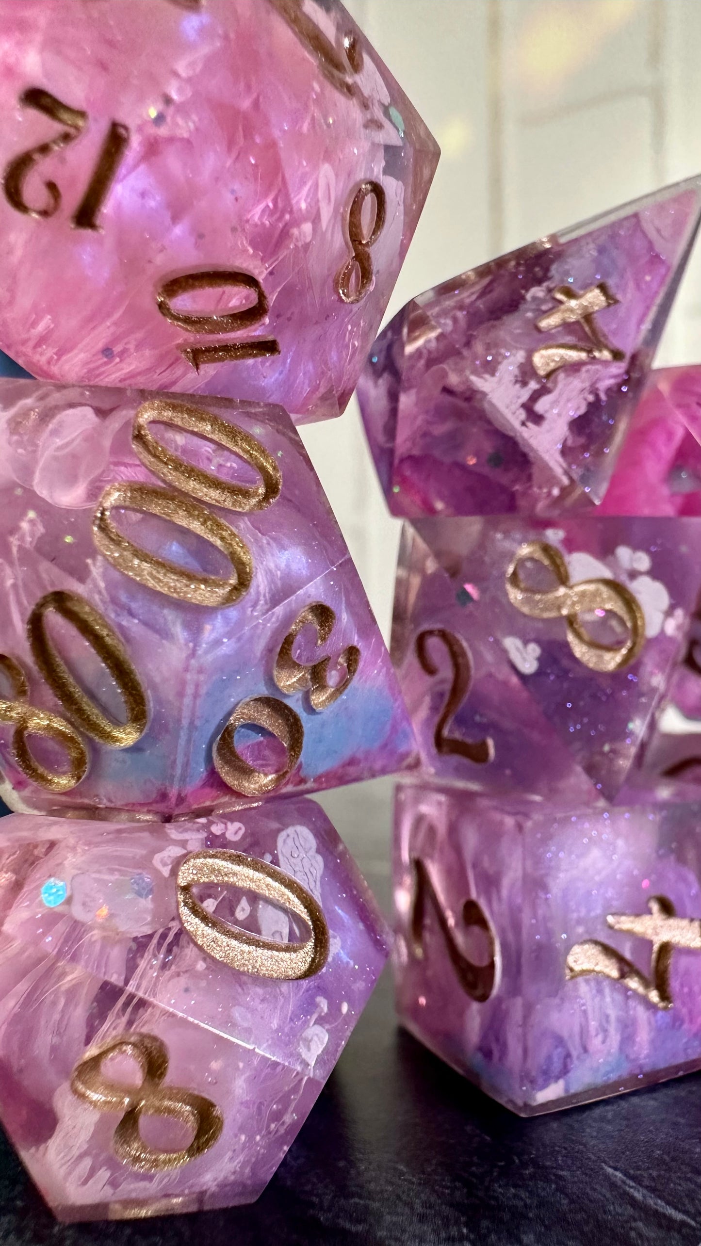 Galinda’s Arrival at Shiz- 8 piece polyhedral dice set (Large)