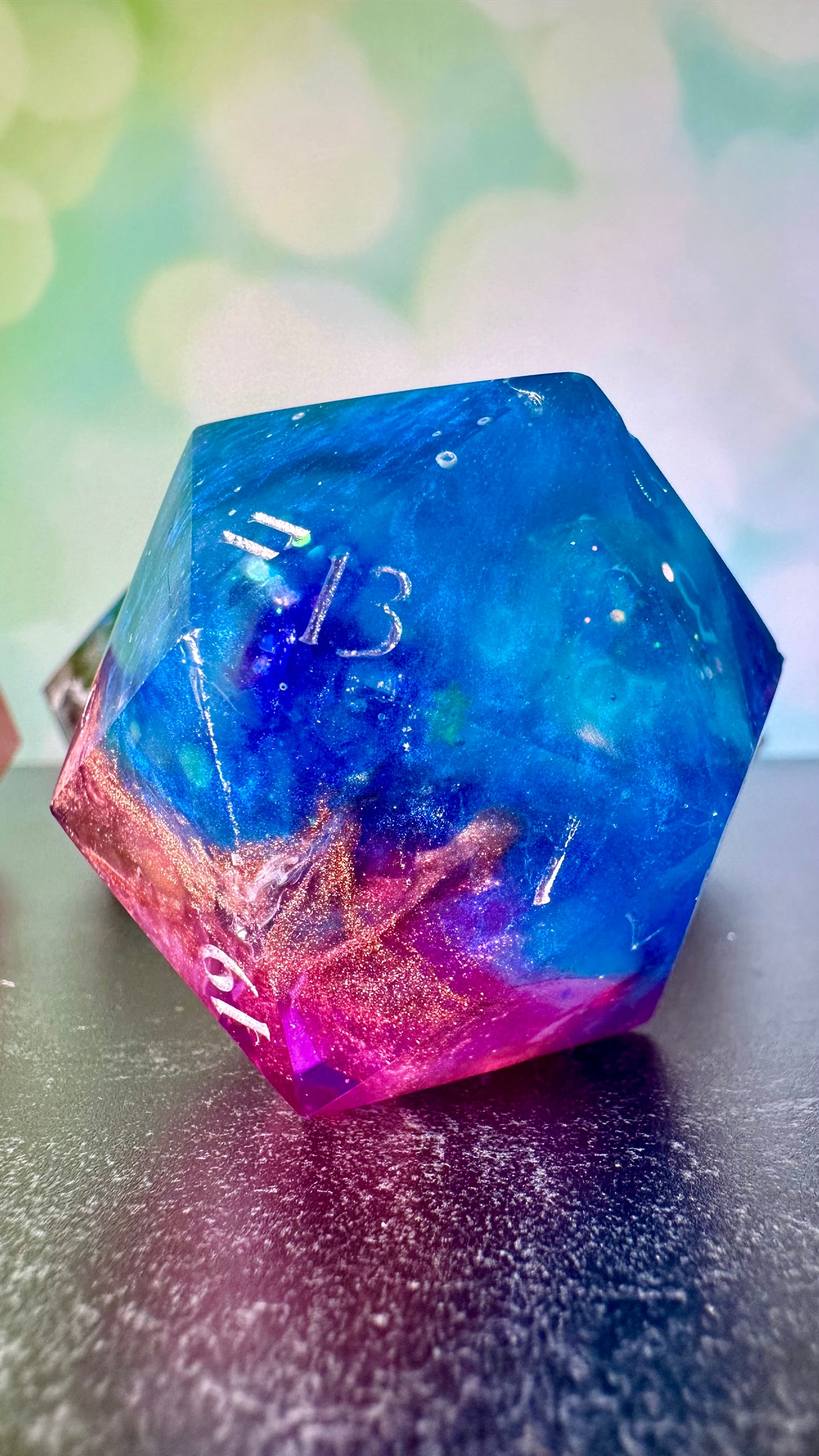 Lore and Love 60 MM Logo d20 Paperweight Chonk (Beta) Pobody's Nerfect